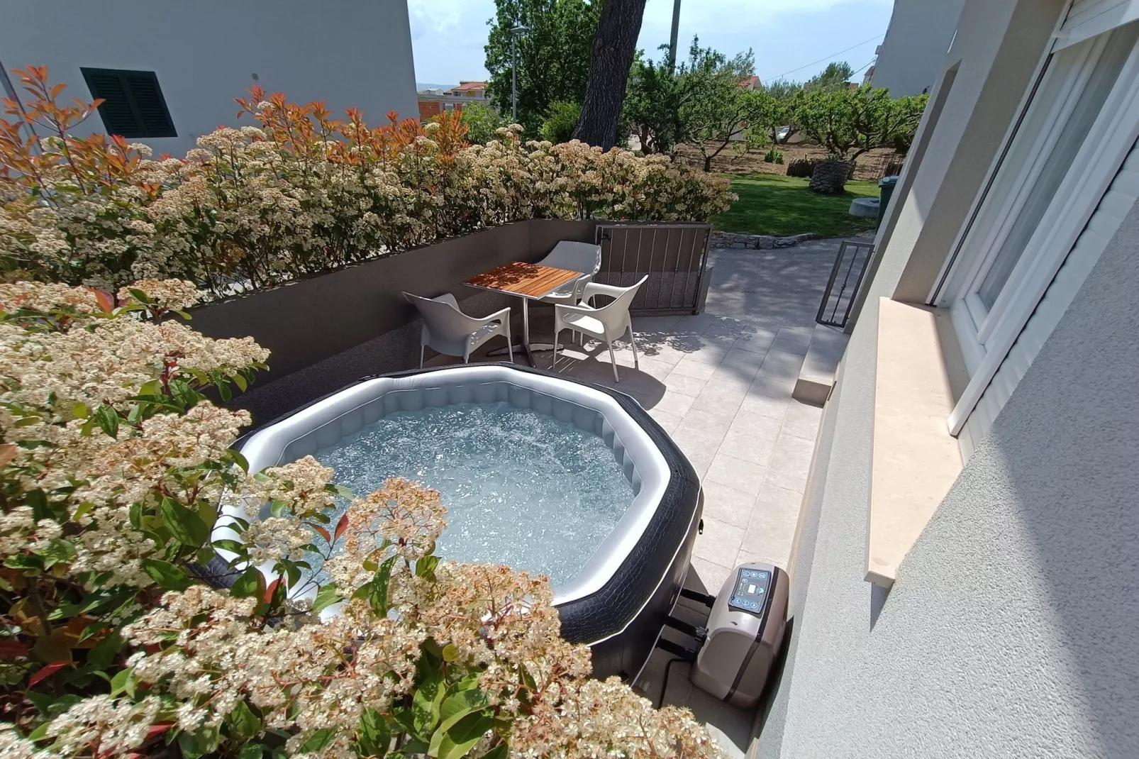 Holiday Home Relax -  One Bedroom Holiday Home with Hot Tub-Spa