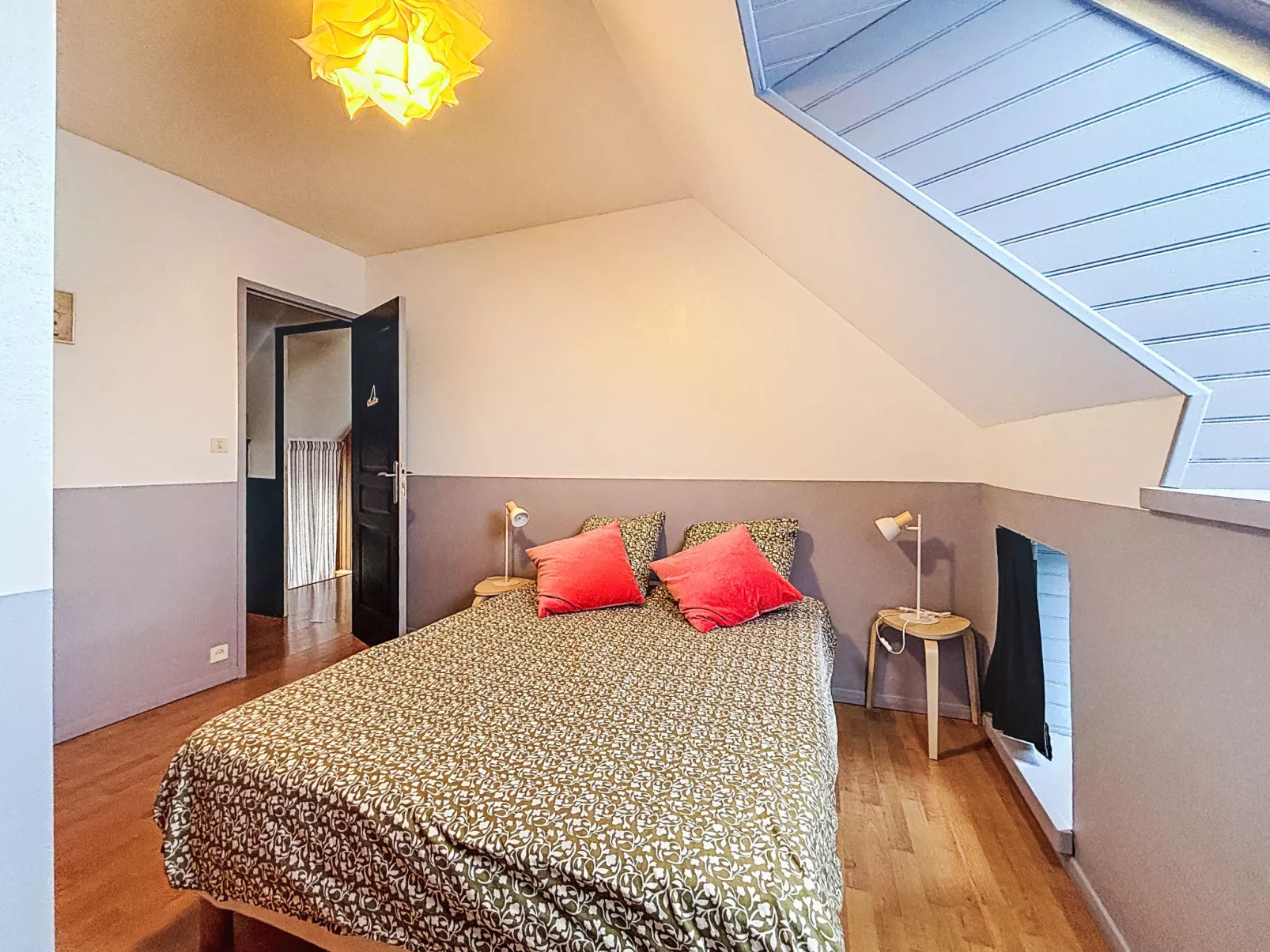 Maison du Paradis - Inside