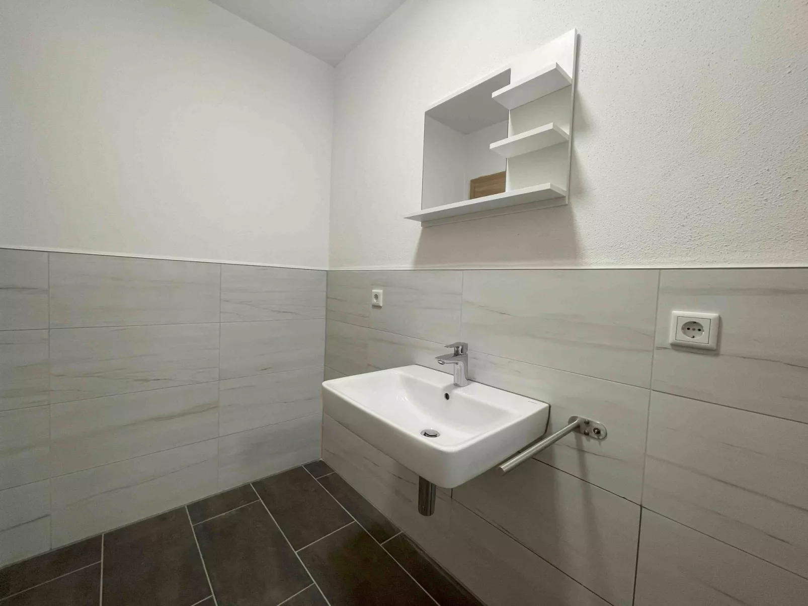 MAX119 - Image-tags.info