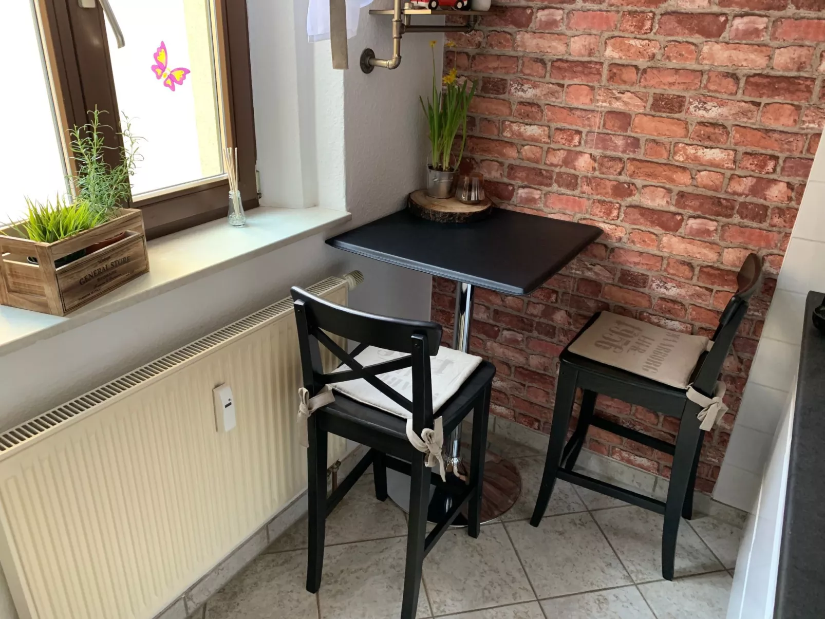 Design Apartment I, hell, 35 Quadratmeter, Zentral zu Grenze Altstadt Park, Gra - Image-tags.info