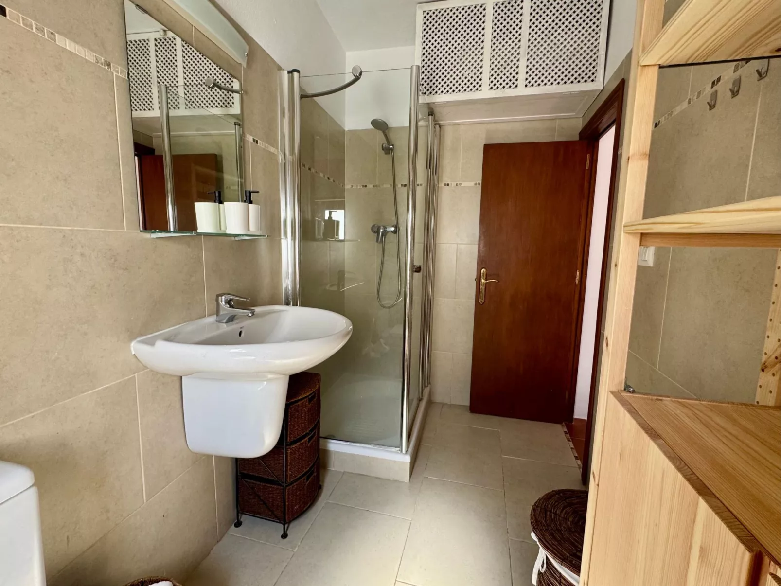 Wohnung mit großer Dachterrasse in Vejer - Image-tags.info