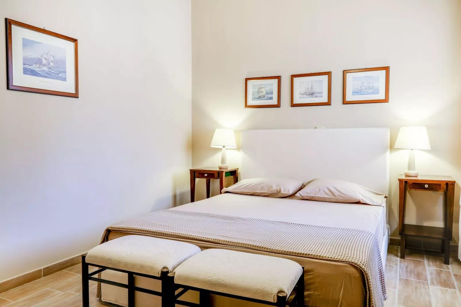 Casa Bianca-Bedroom