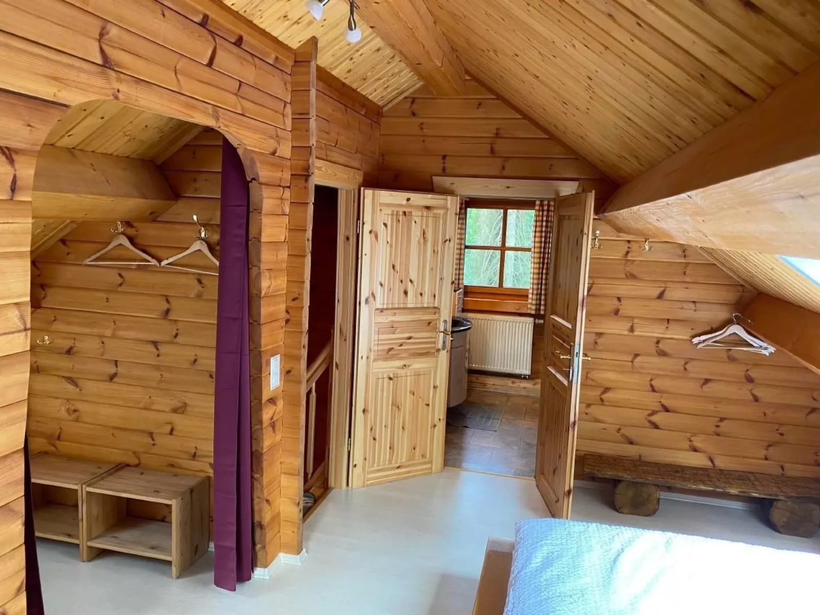 WaldhausEichhörnchen-Image-tags.info