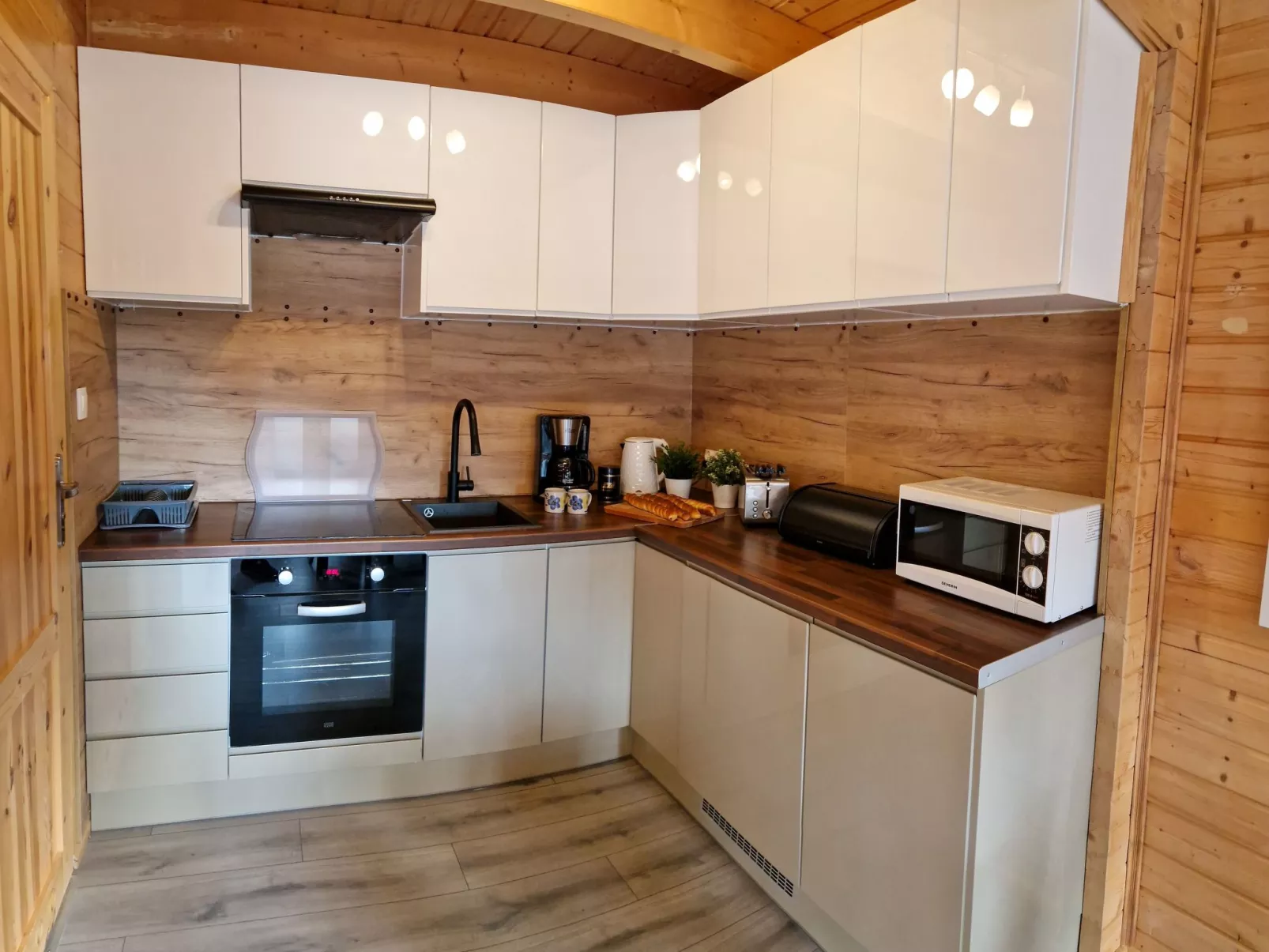 Landhaus mit Garten, Grill und Terrasse - Image-tags.info