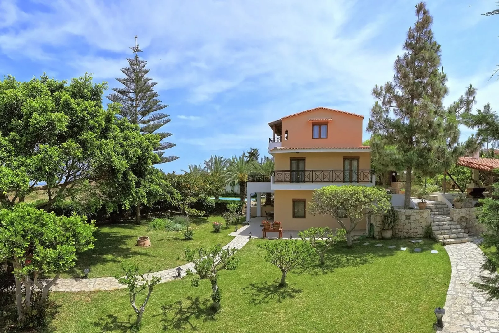 Villa Karteros-Exterior summer