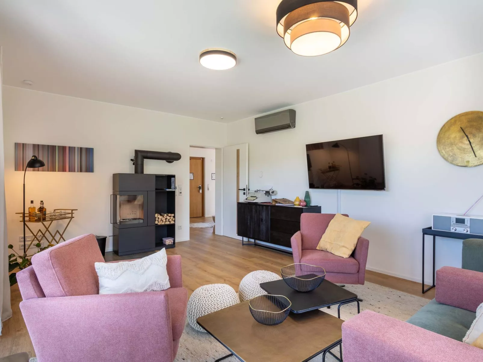 Overlook Lodge-Image-tags.info