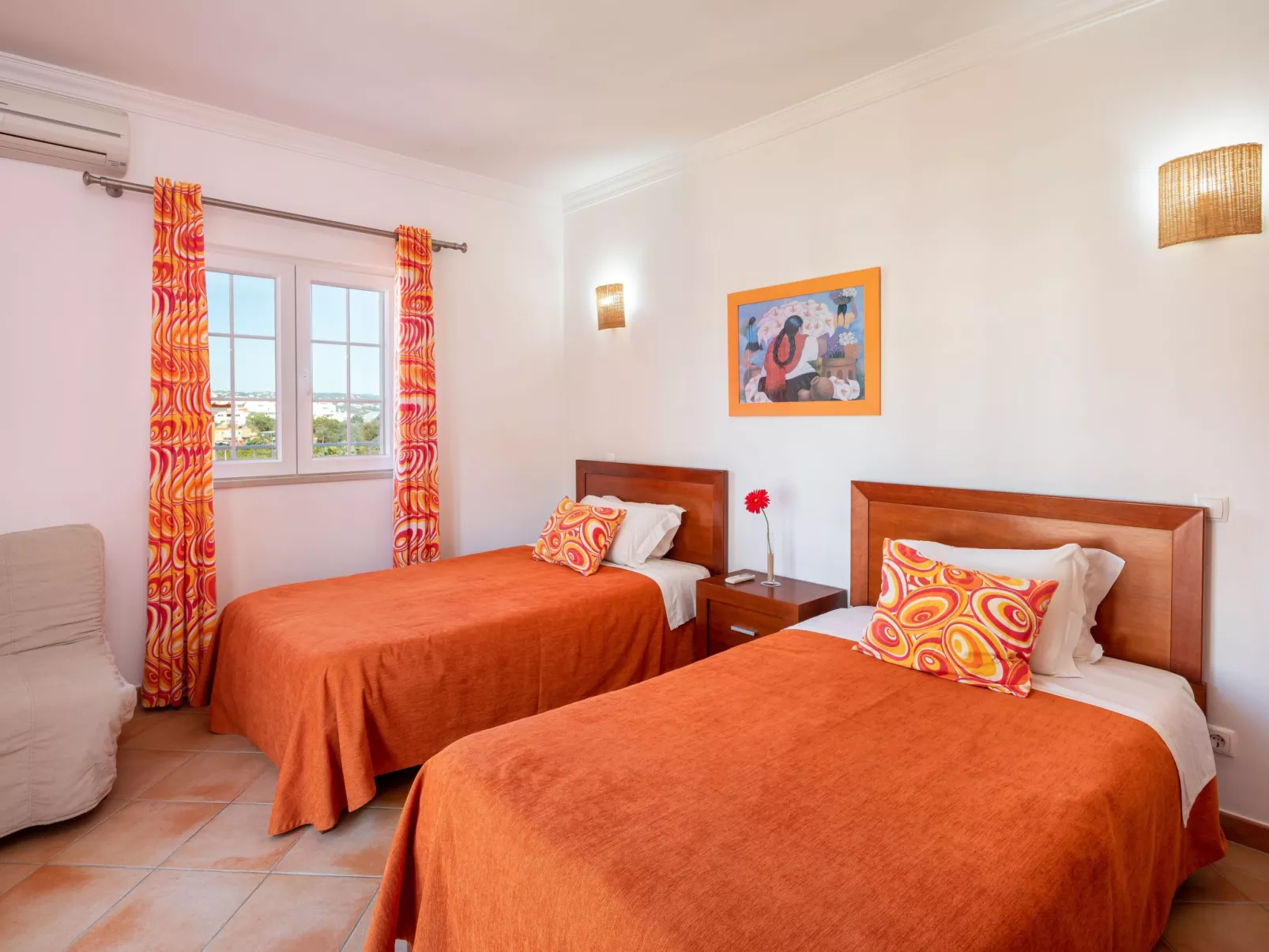 4-Schlafzimmer-Villa, Garten, Pool, Strand - Image-tags.info