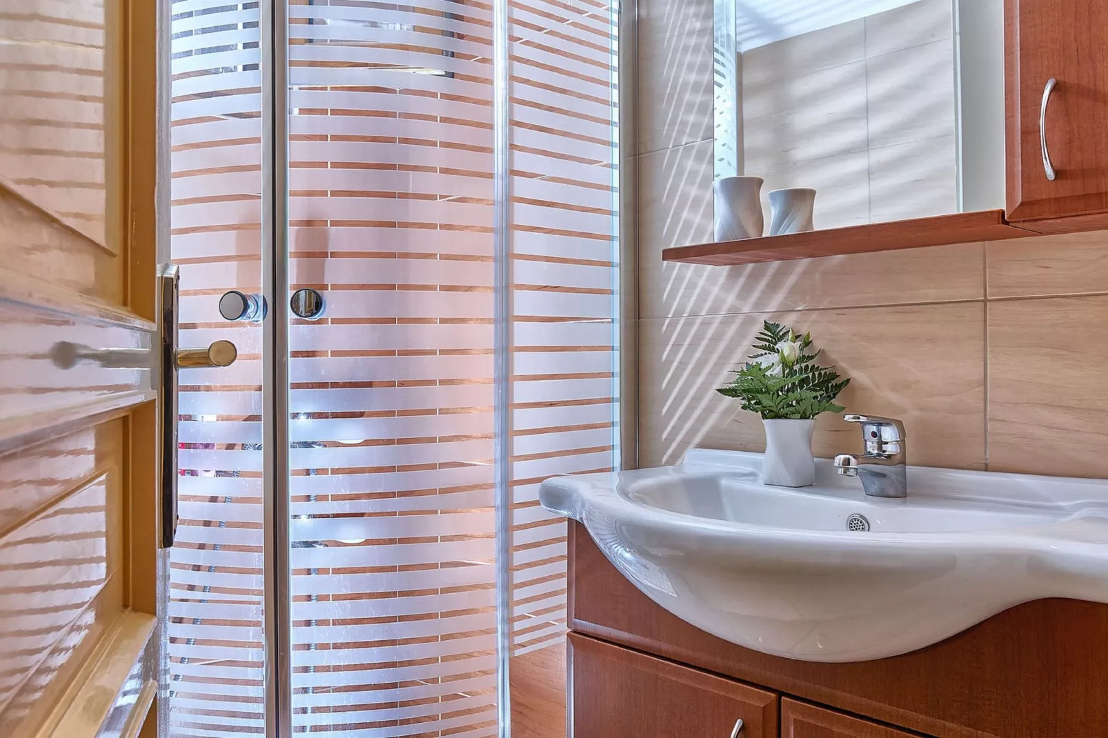 Villa Karteros-Bathroom