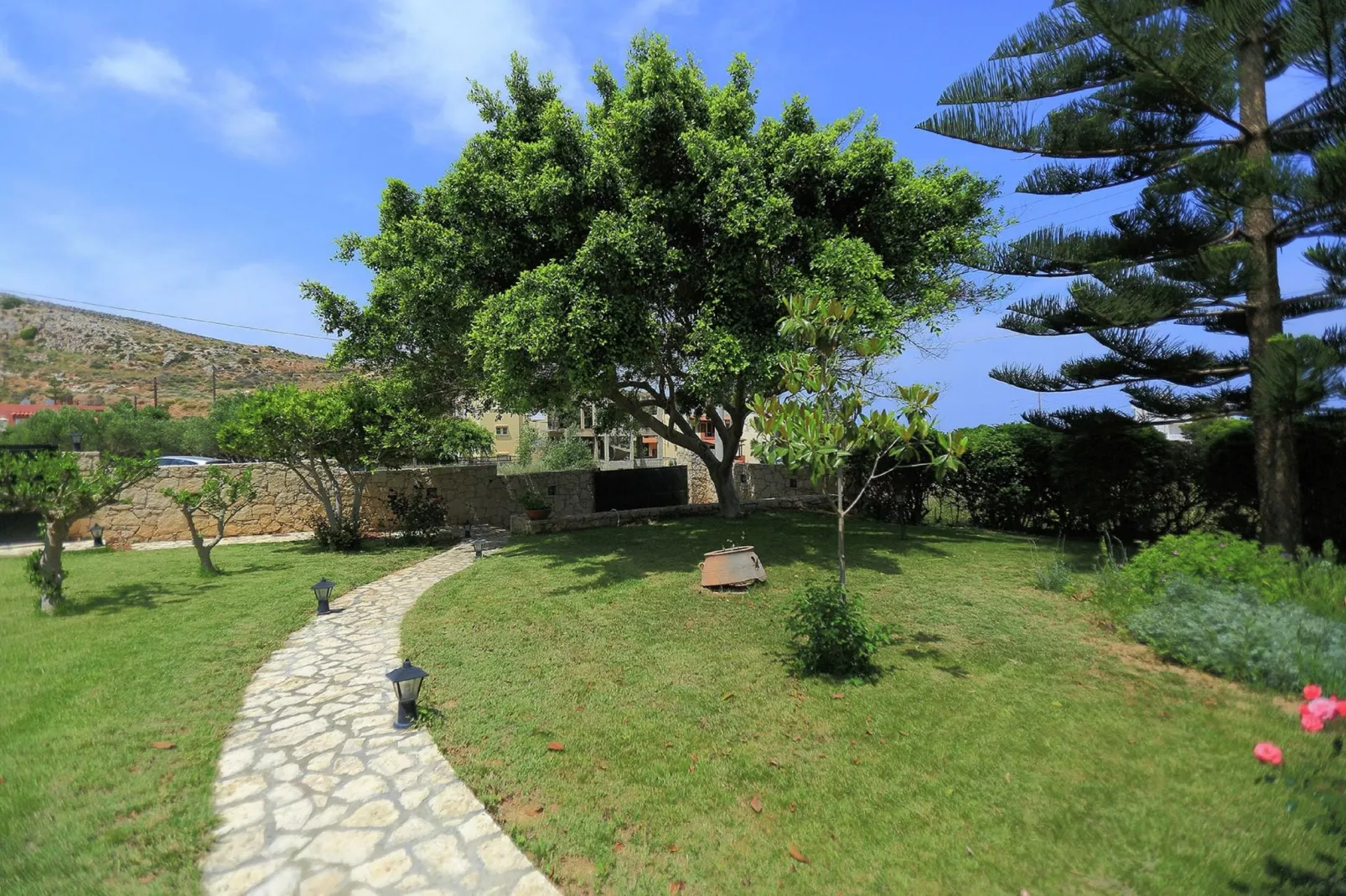 Villa Karteros-Gardens summer