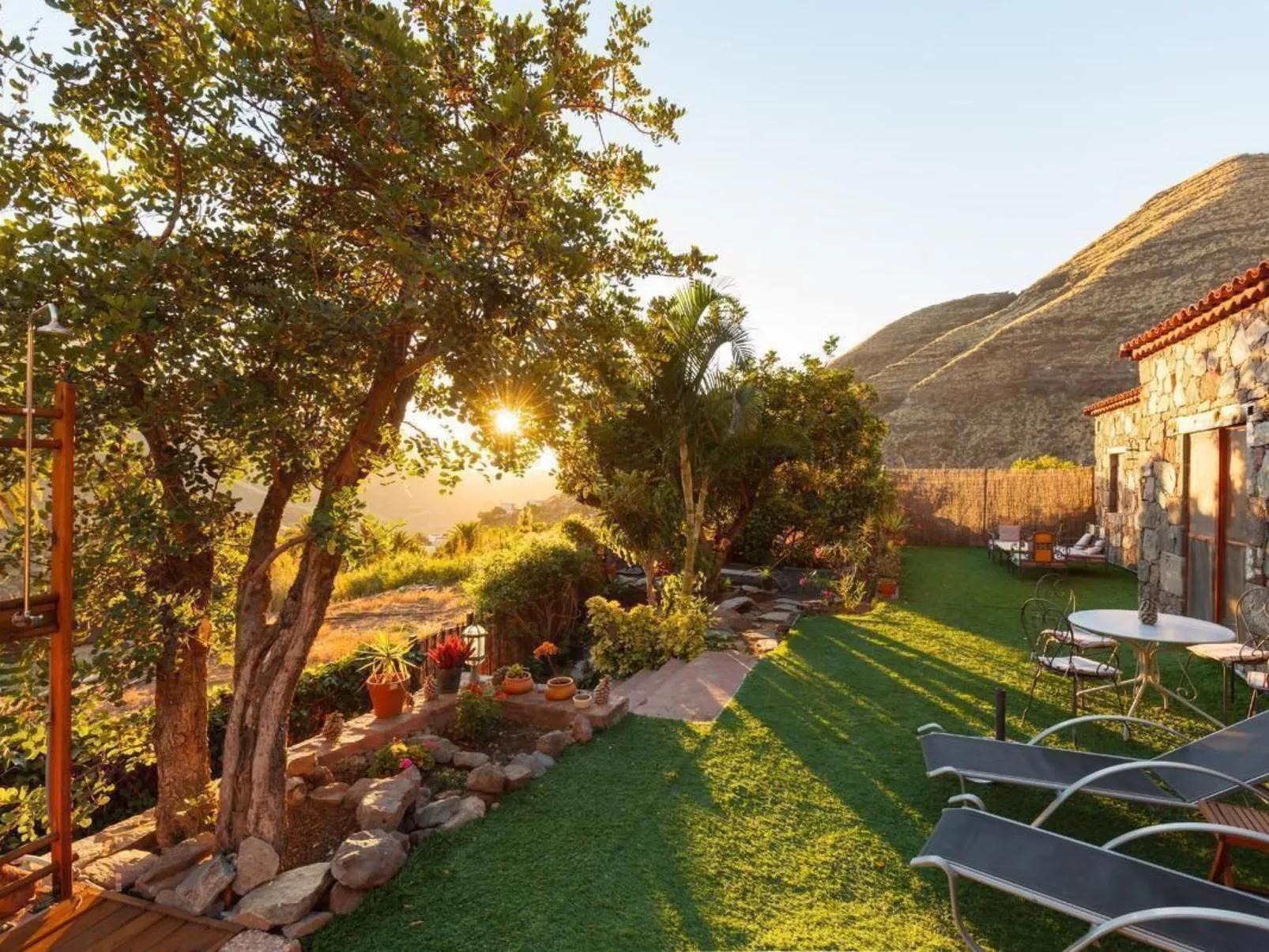 Komfortables Ferienhaus mit privatem Pool und idealer Lage im Naturpark mit Näh - Image-tags.info