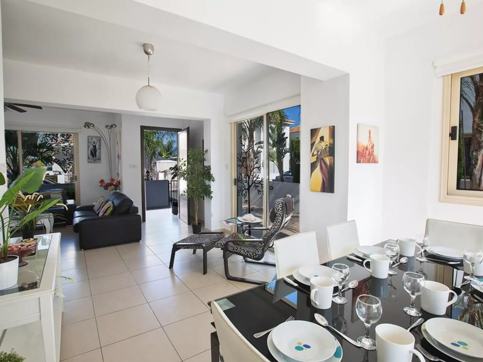 Ferienvilla PV17 mit Sonnenterrasse und Pool - Image-tags.info