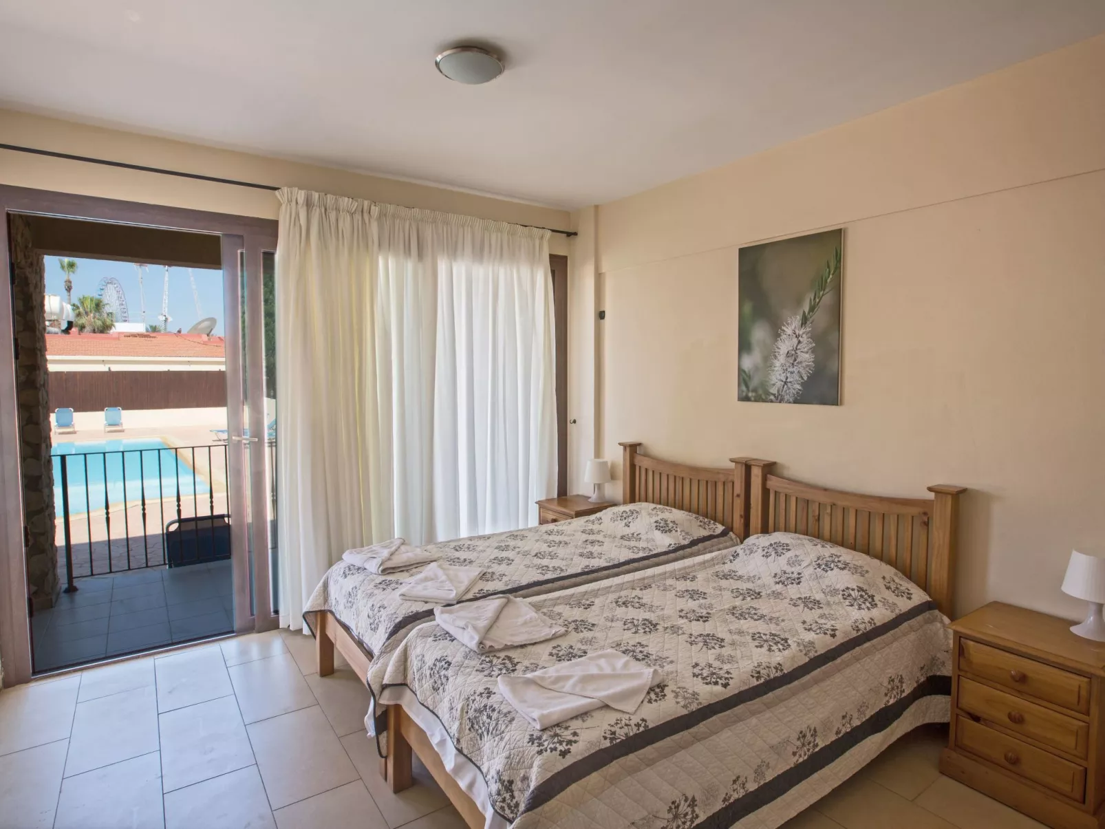 Geräumige Wohnung mit Gemeinschaftspool - Image-tags.info