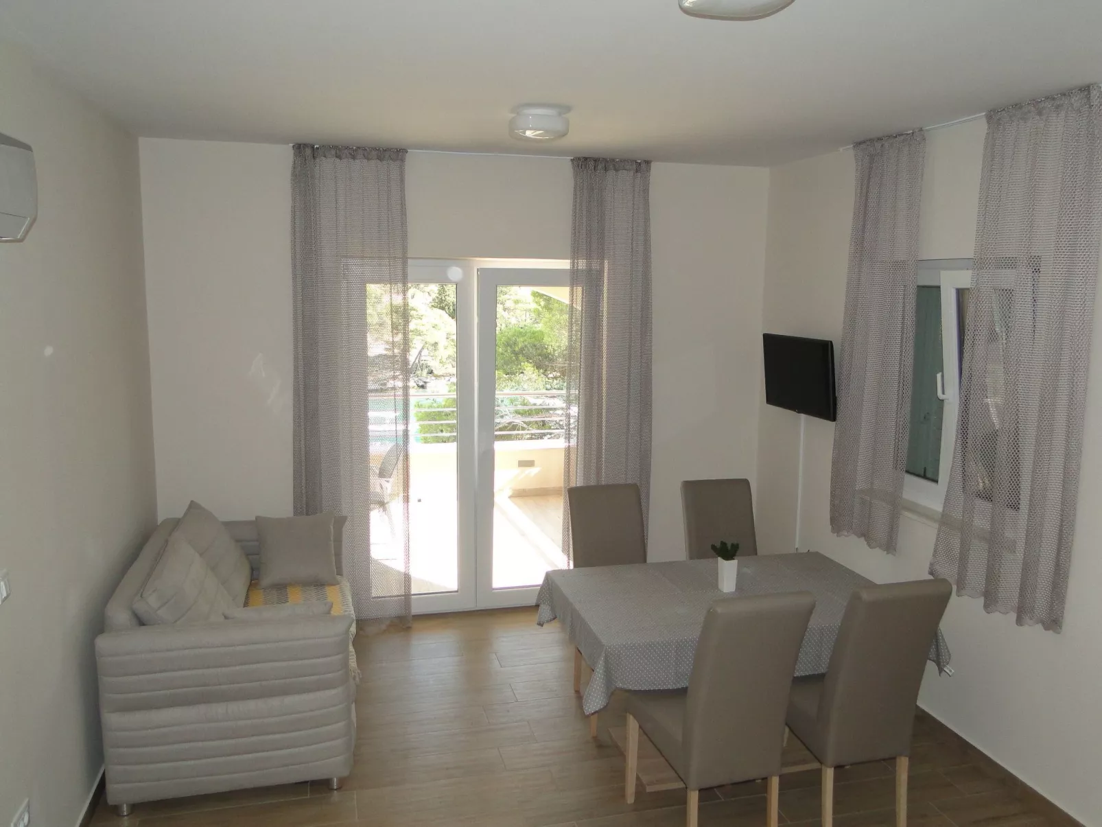 Aurea 3 Modernes Apartment direkt am Meer - Image-tags.info