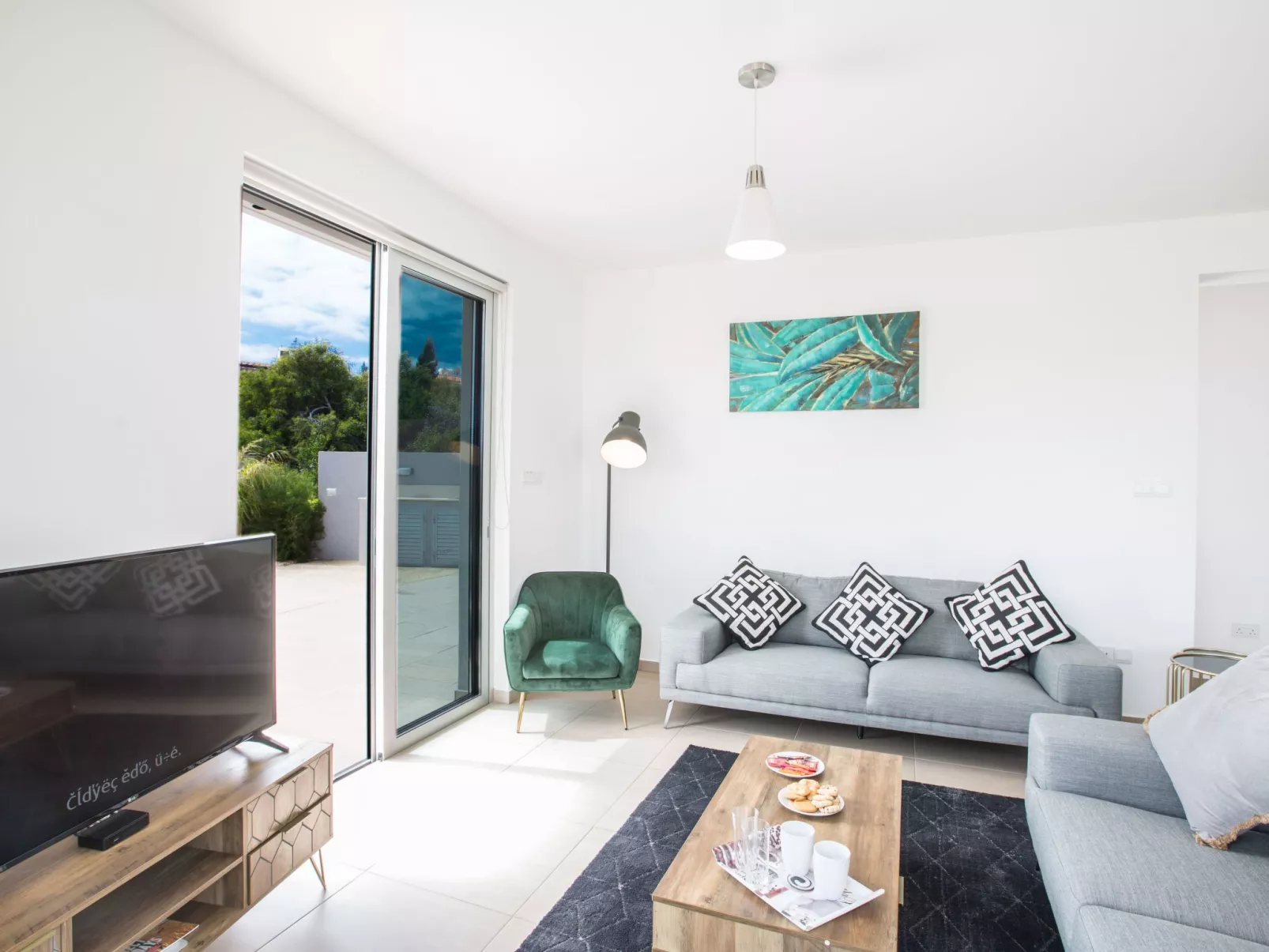 Schöne, topmoderne Ferienvilla auf Zypern - Image-tags.info