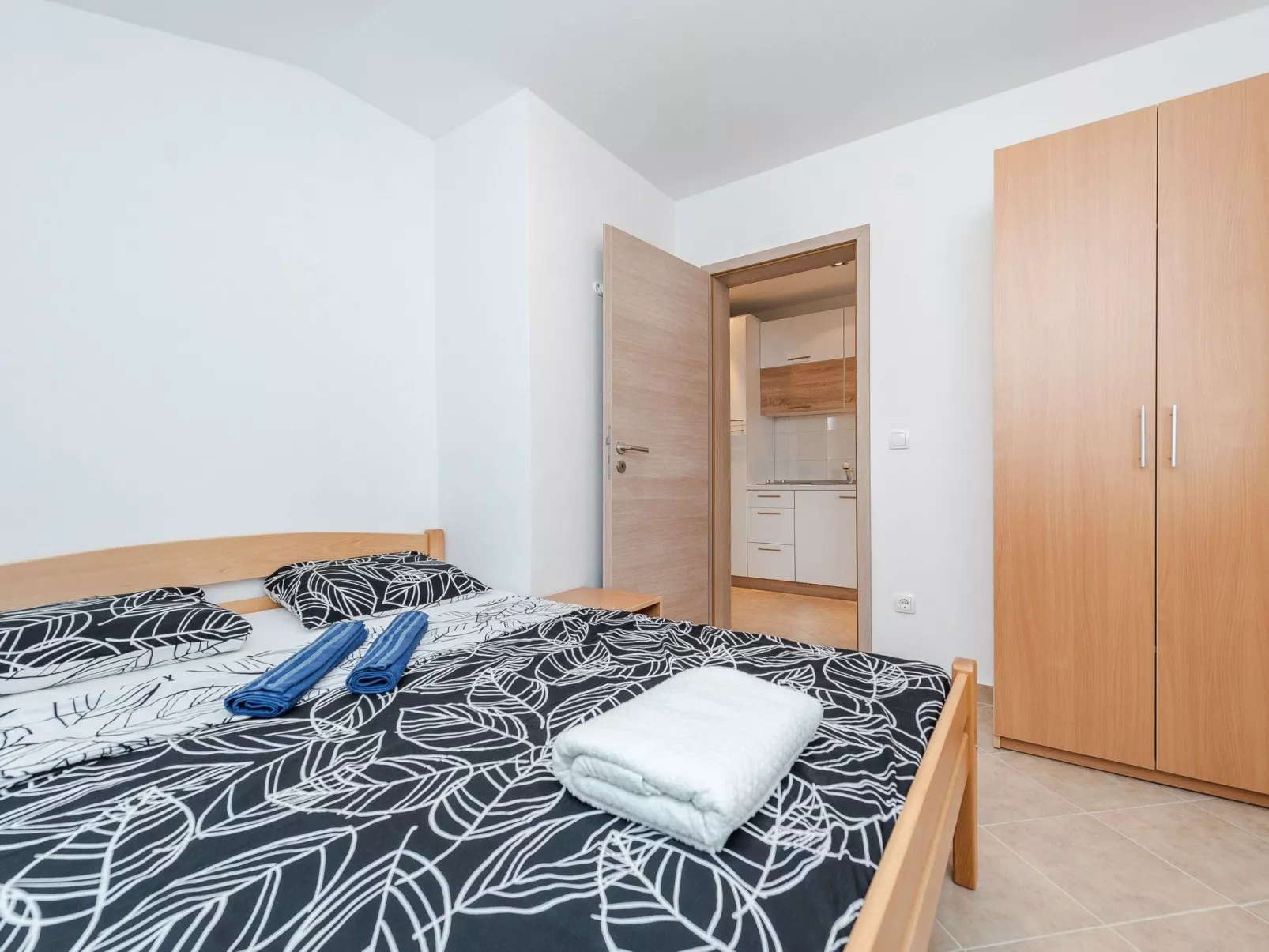 Apartment Simic 2 - Image-tags.info