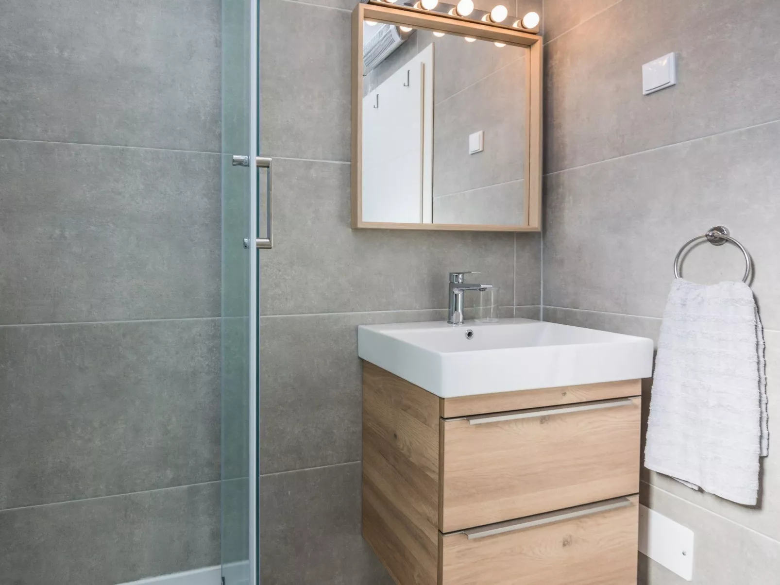 Apartment Pejakovic 3 - Image-tags.info