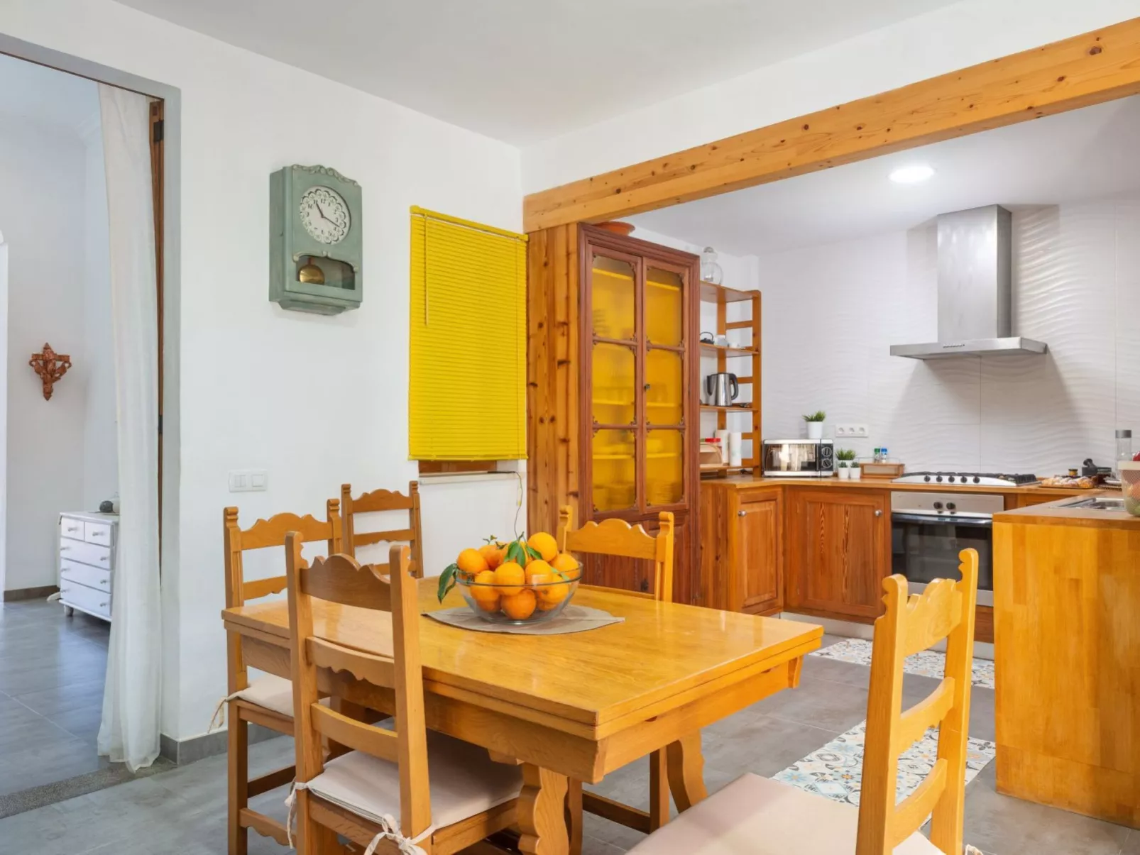 Gemütliches Stadthaus am Strand, 100 m vom Strand von Can Picafort entfernt - Image-tags.info