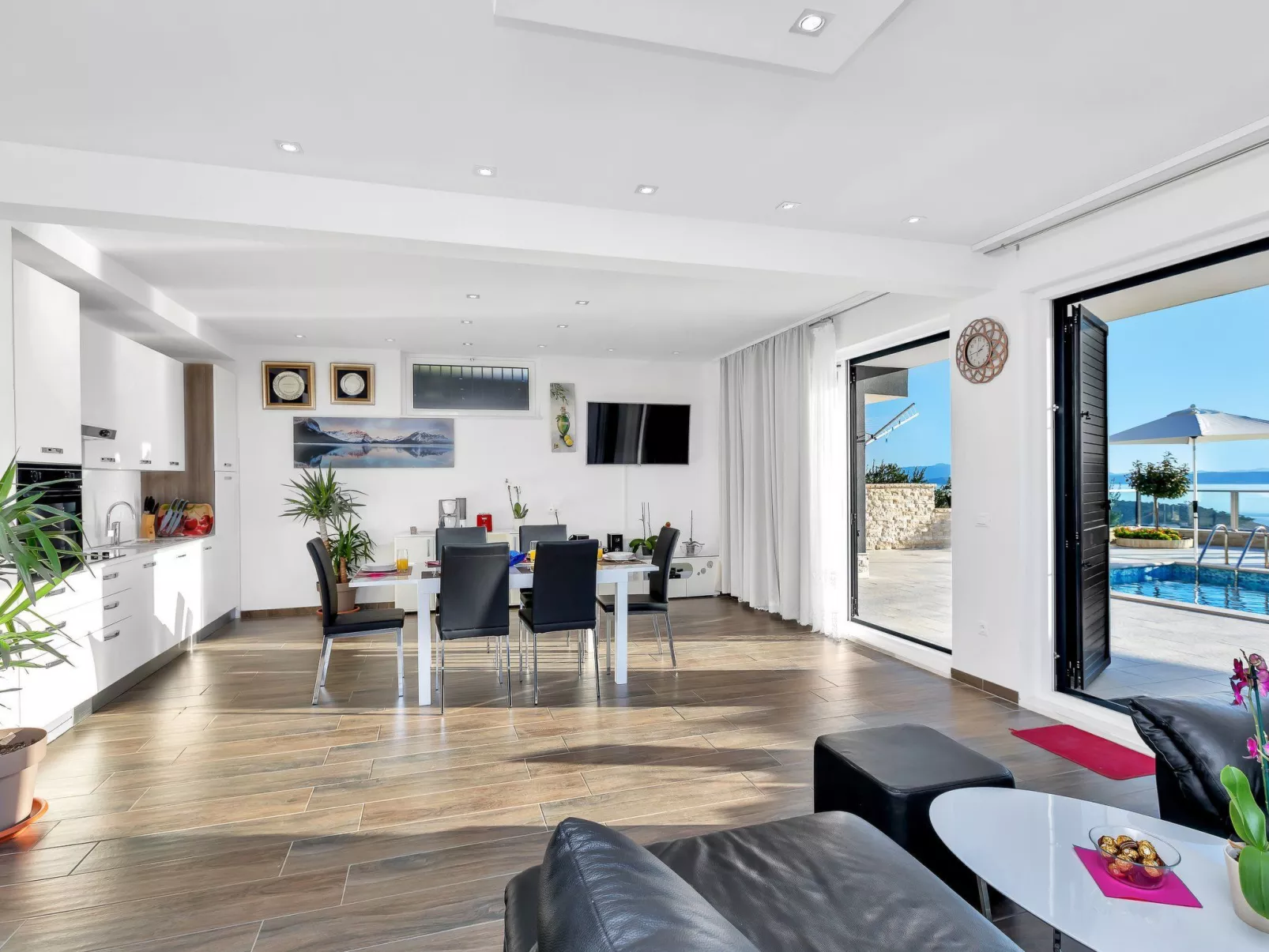 Villa Infinite mit Schwimmbad und Meerblick - Image-tags.info