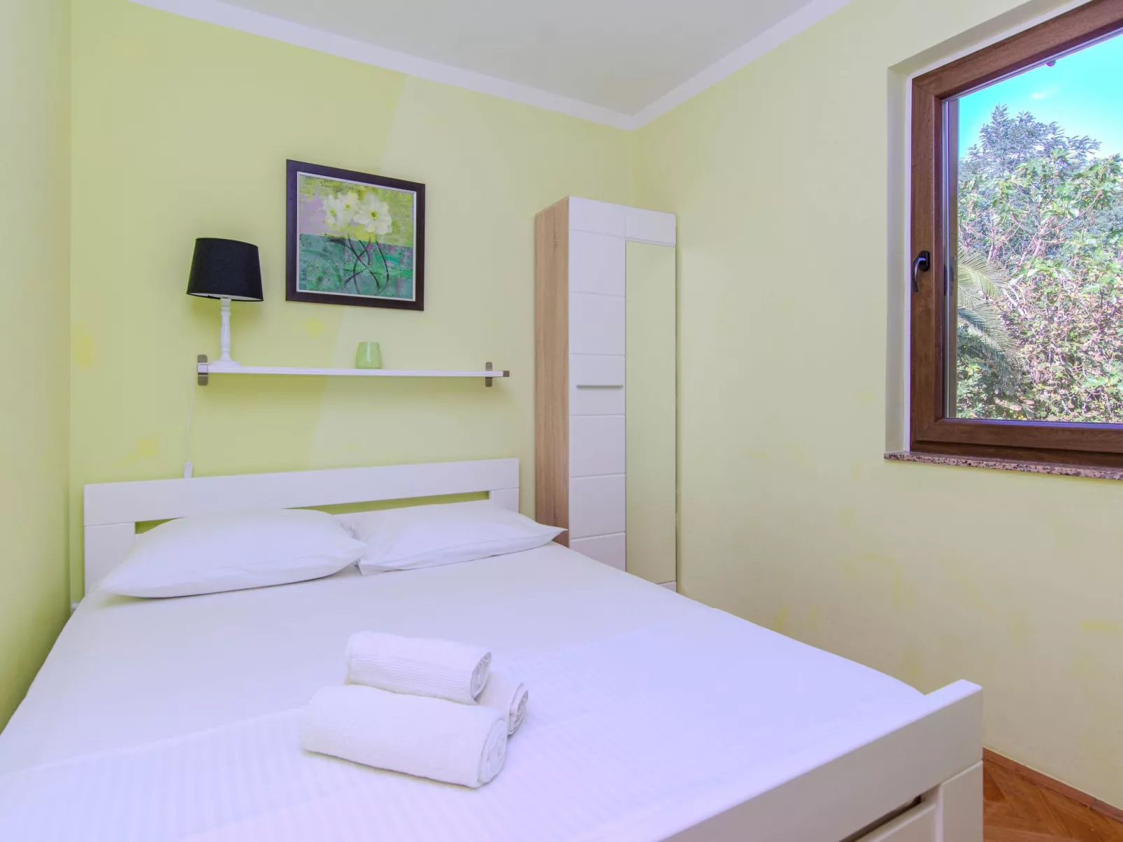 Holiday home Suric - Image-tags.info