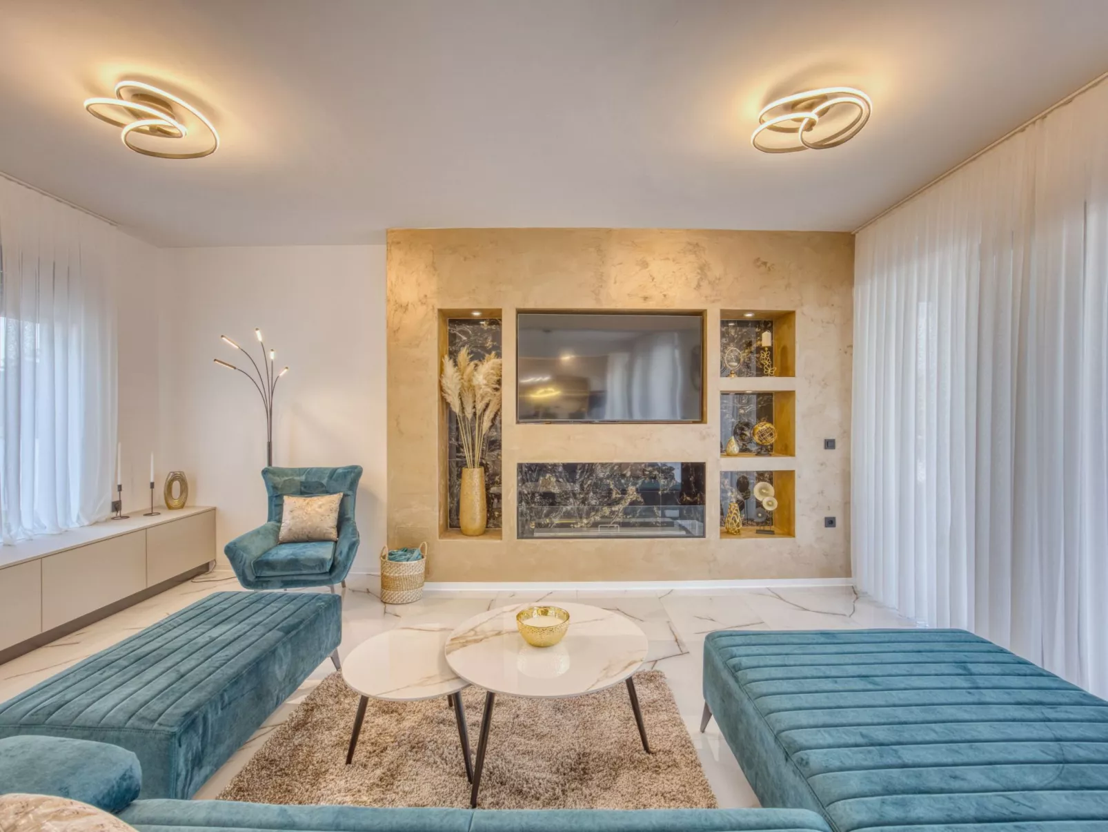 Villa Elena - Image-tags.info