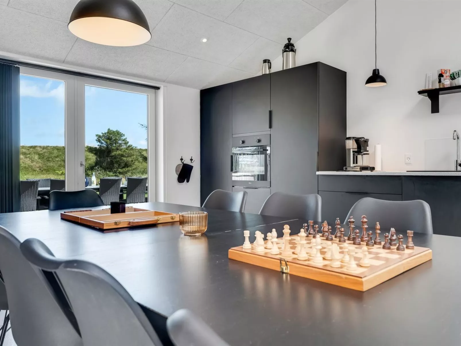 "Eerika" - 500m to the fjord - Drinnen