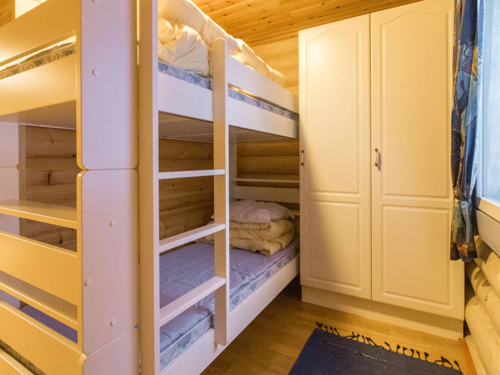 Salvostie 13, hetta - Dedans