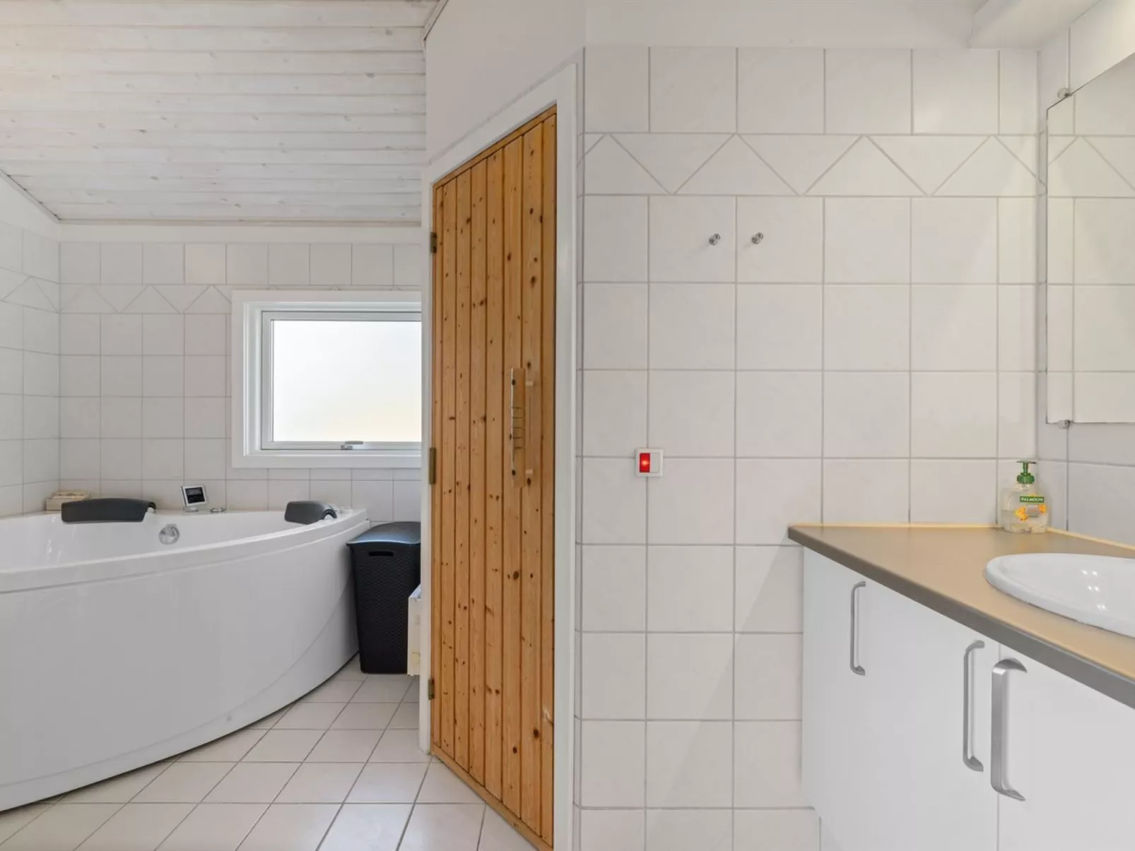 "Sybil" - 350m from the sea - Drinnen