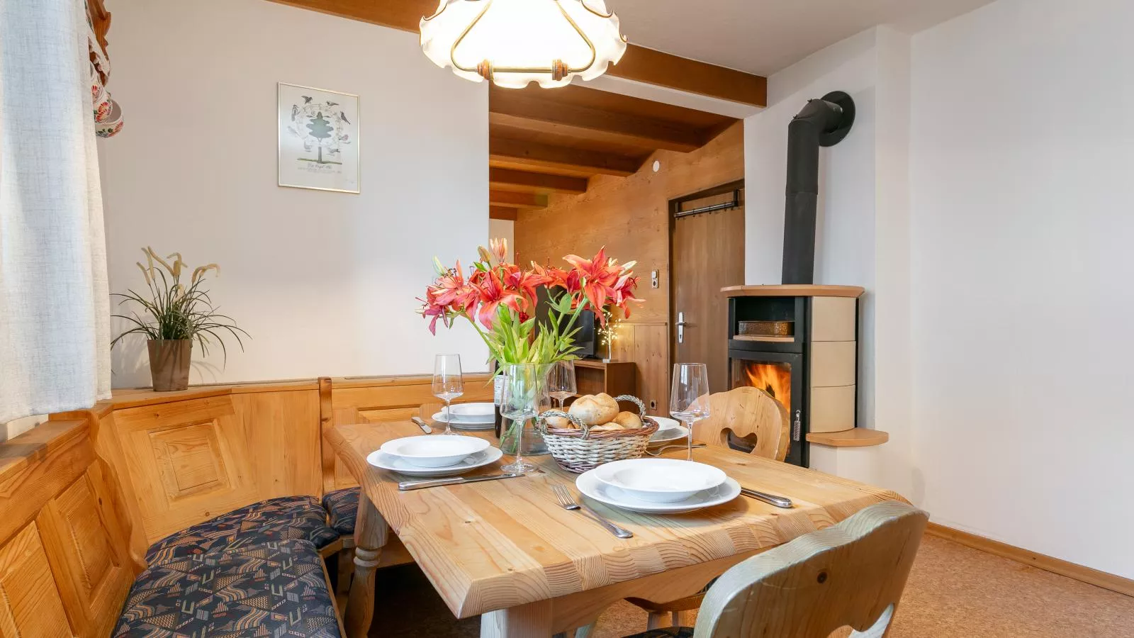 Wildrose I - Dining room