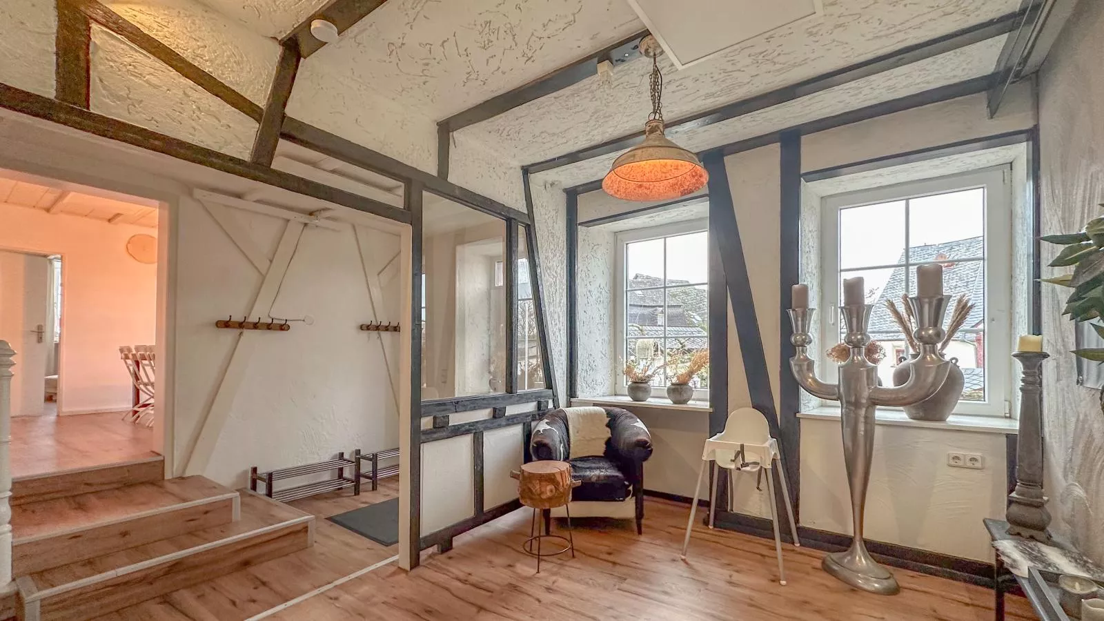 Münstermaifeld - Hall & reception