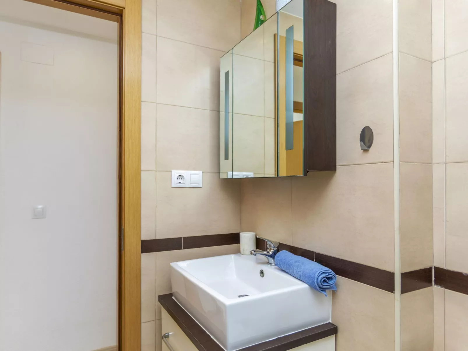 Jardines del Mar I - Inside