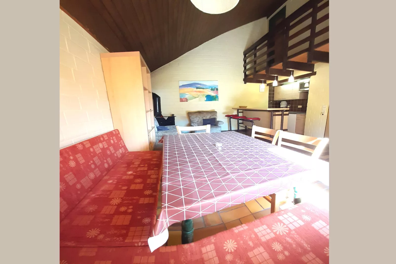 Biberbau-Dining room