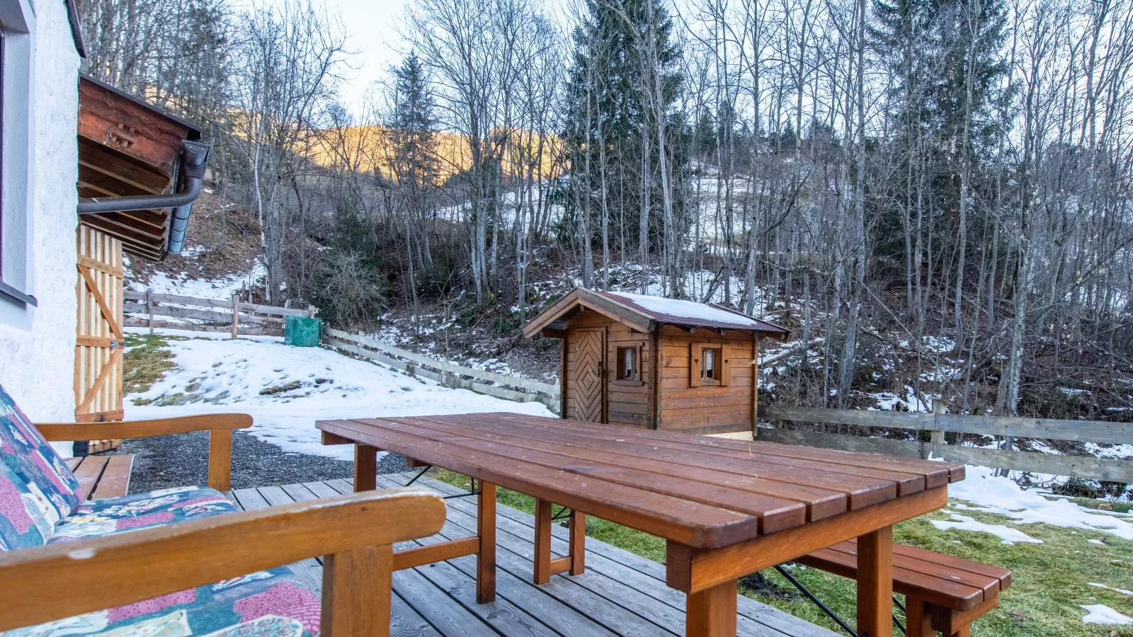 Barney-Terrasse/Balkon