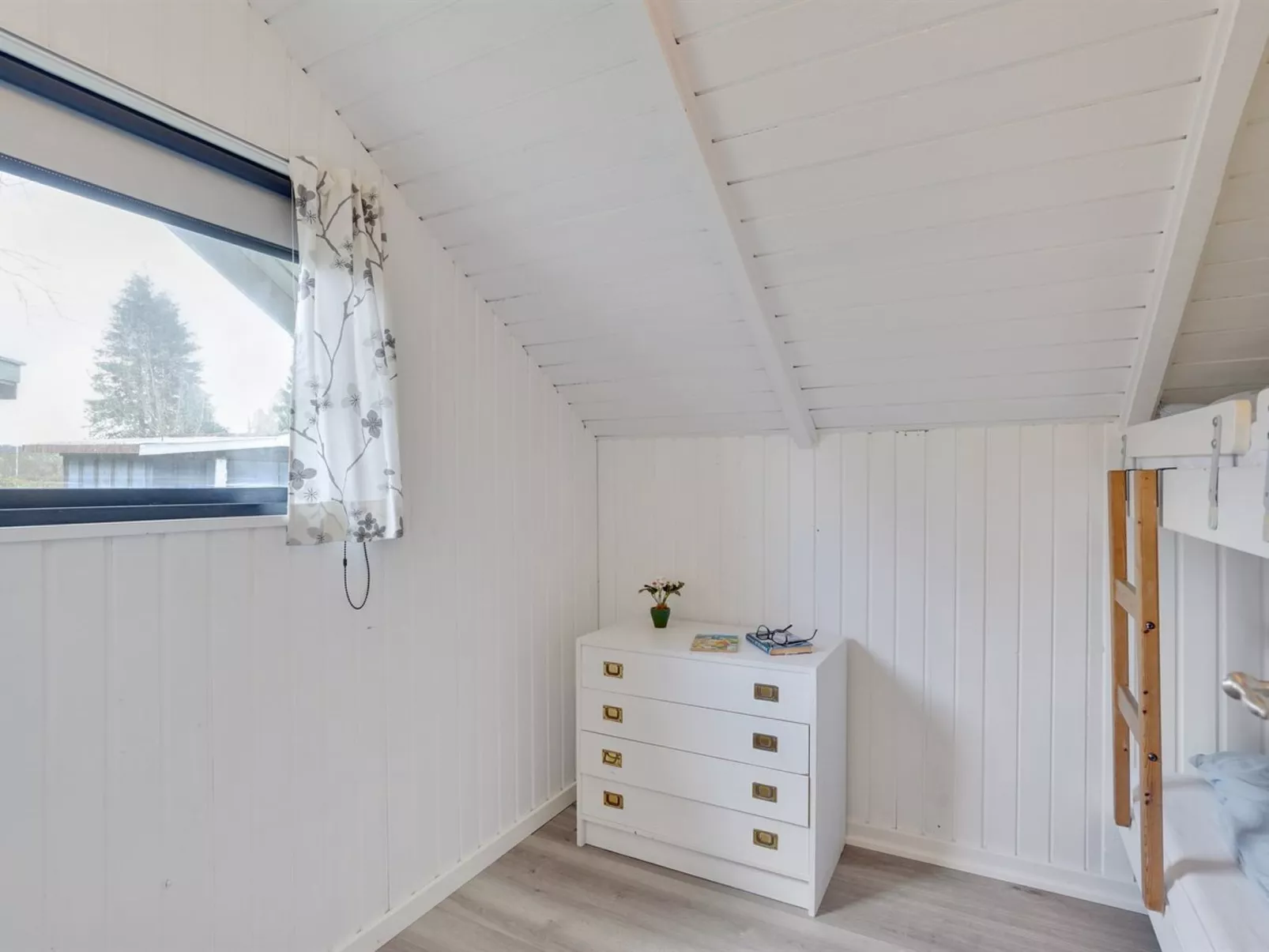 "Roderich" - 400m from the sea-Dedans