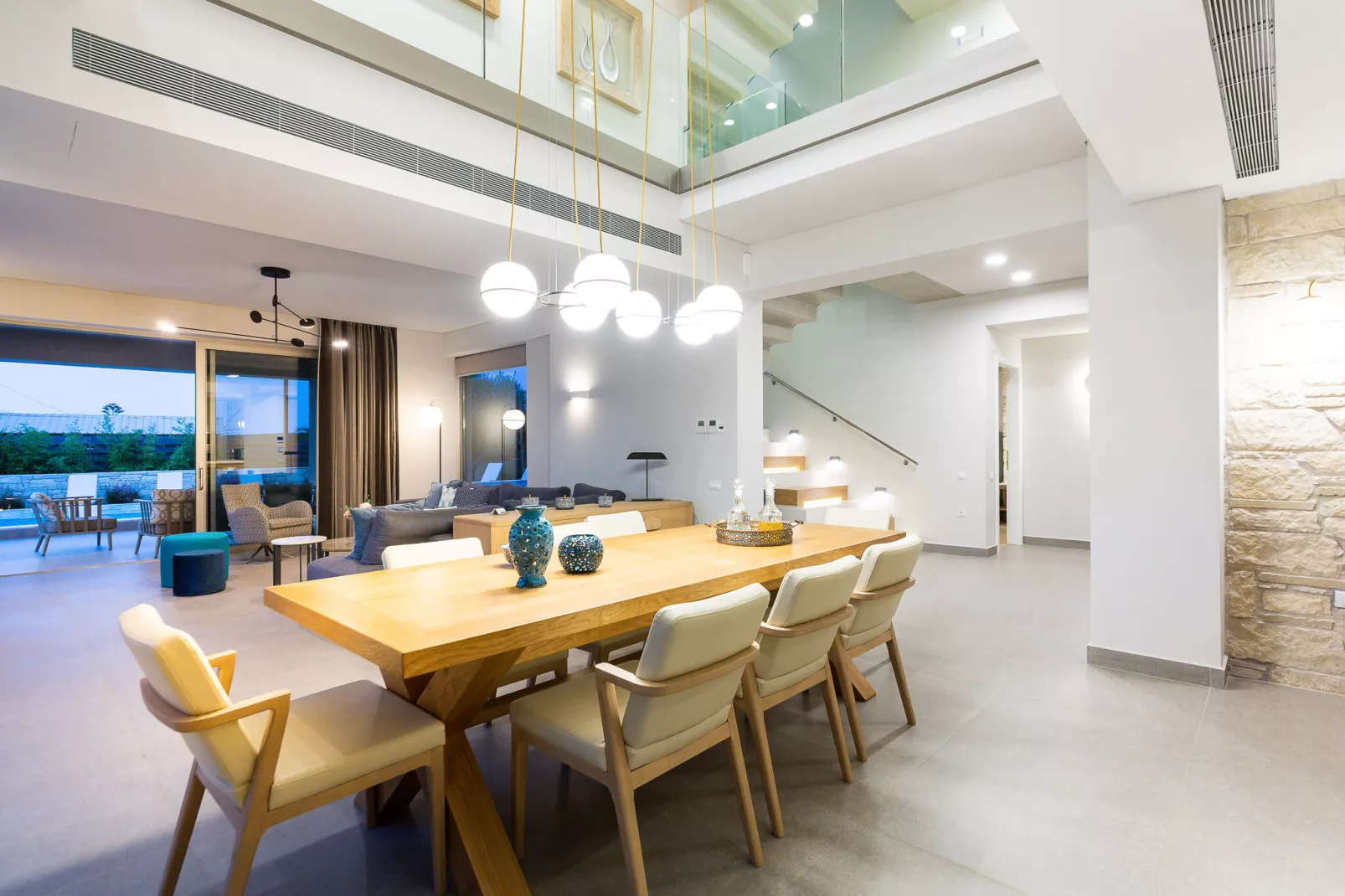 Sissy Villa-Dining room