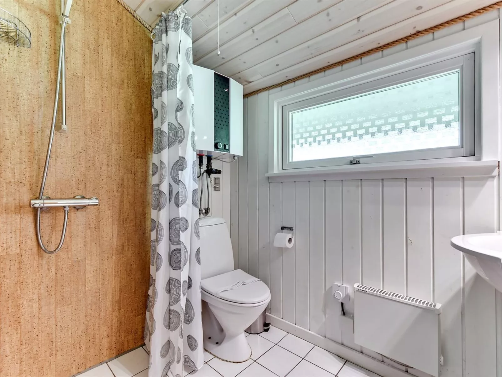 "Estelle" - 575m to the fjord-Inside