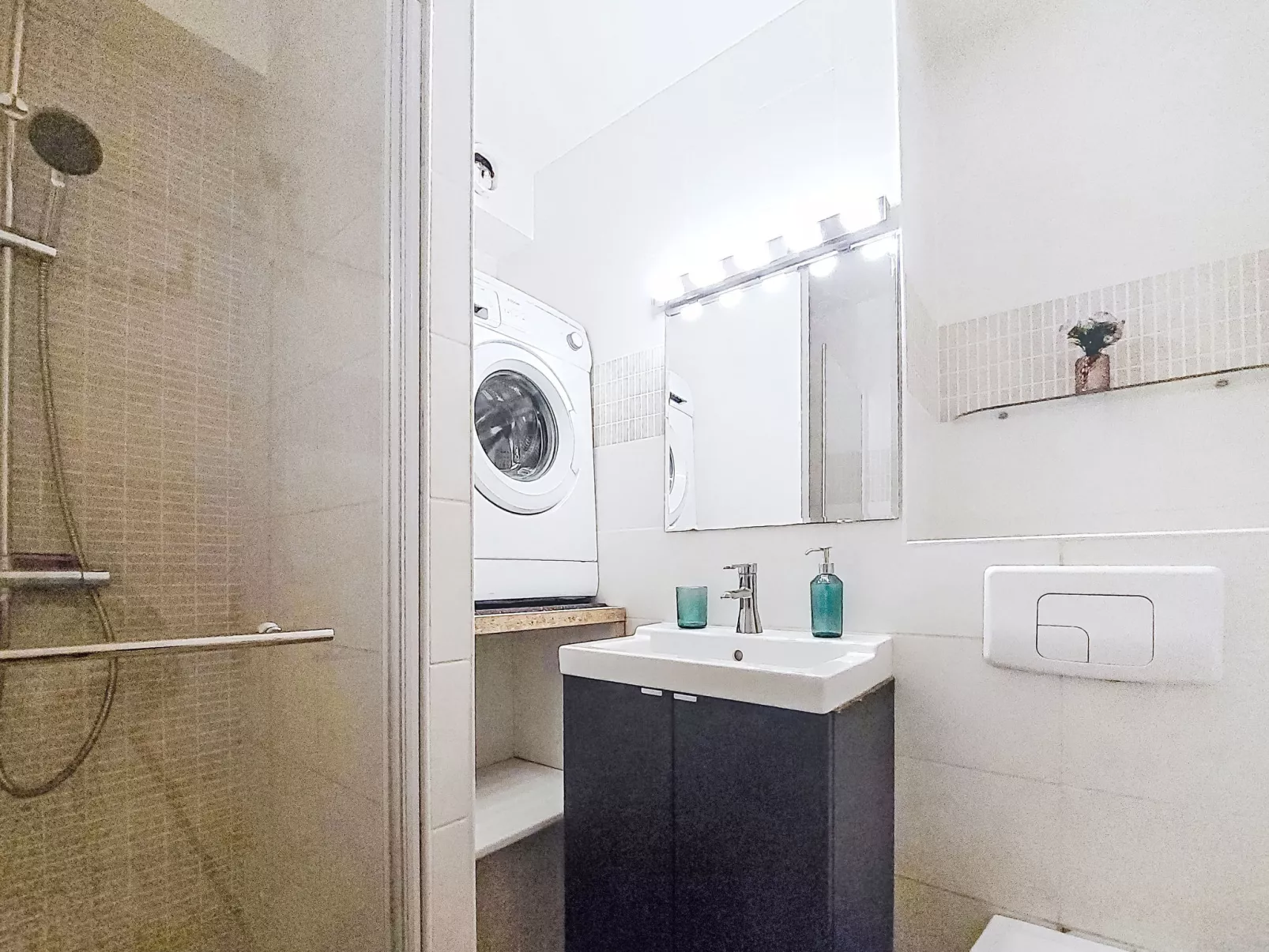 Escale Port - Inside