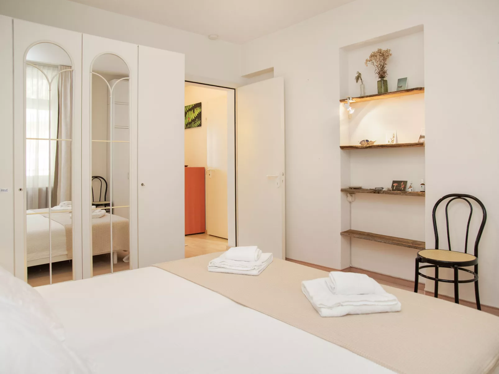 Alpes et Lac 28 - Dedans