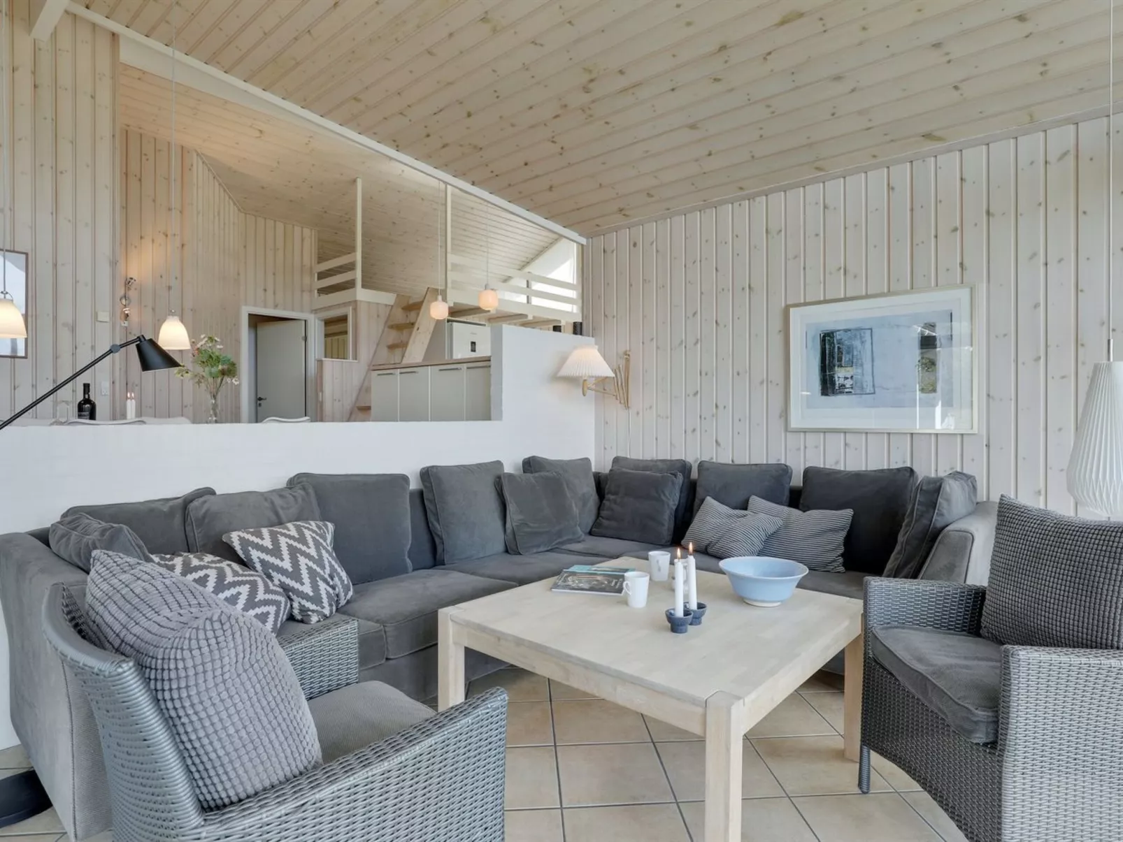 "Gyrid" - 150m from the sea-Inside