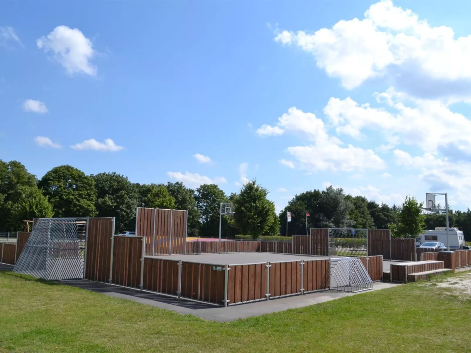 "Swenki" - 29km from the sea-Draußen