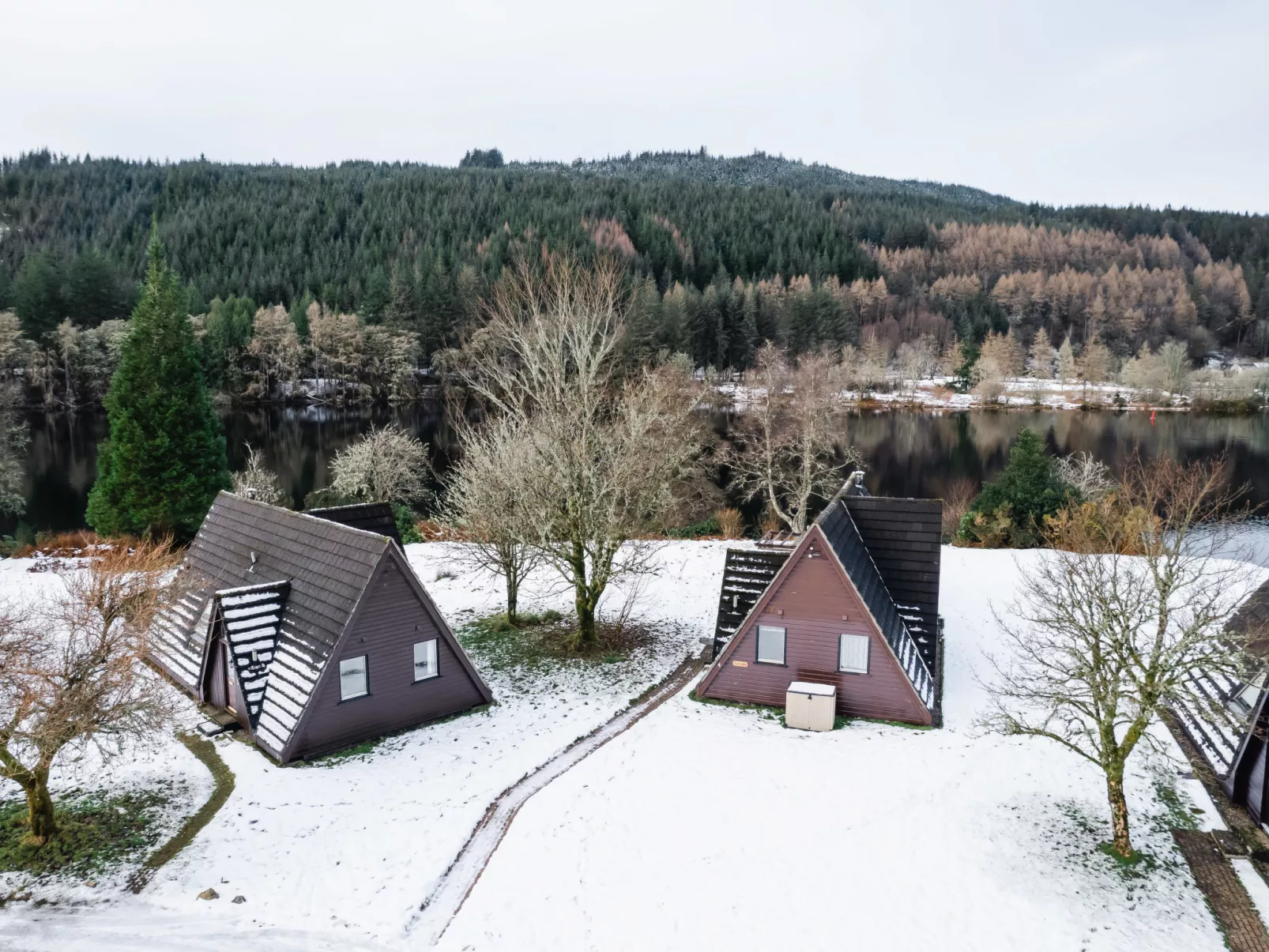 Lothlorien Lodge 4-Outside