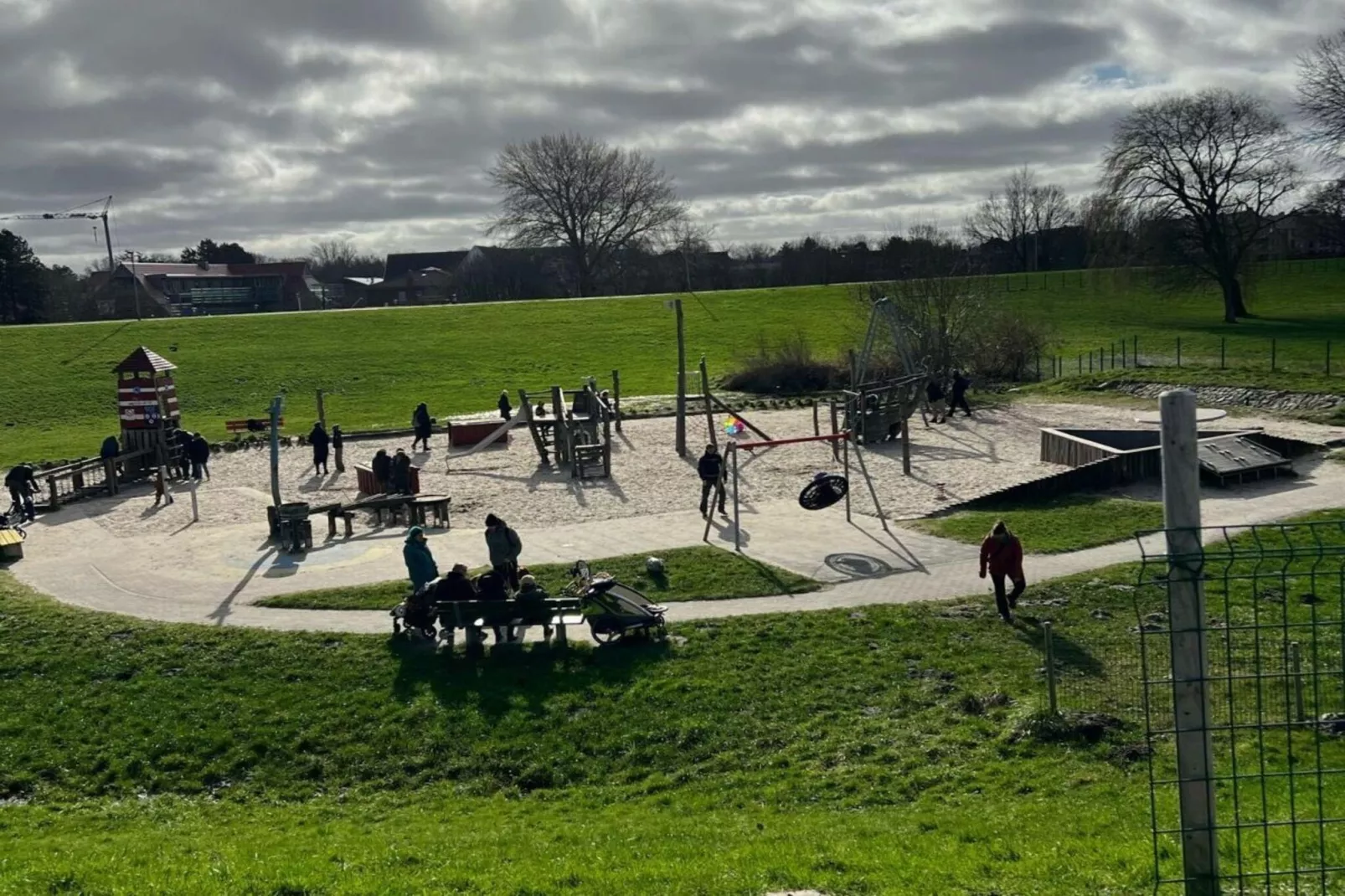 456812-Gardens in summer