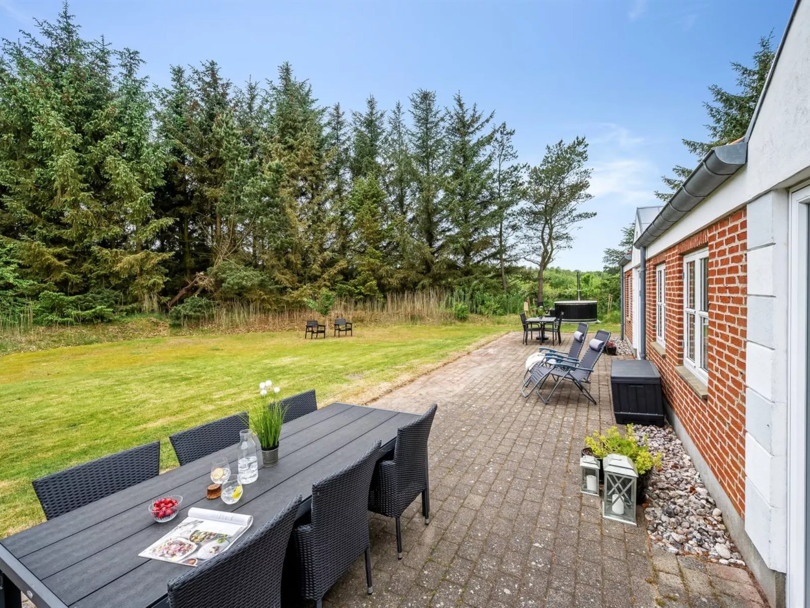 "Marlise" - 2.5km from the sea-Outside