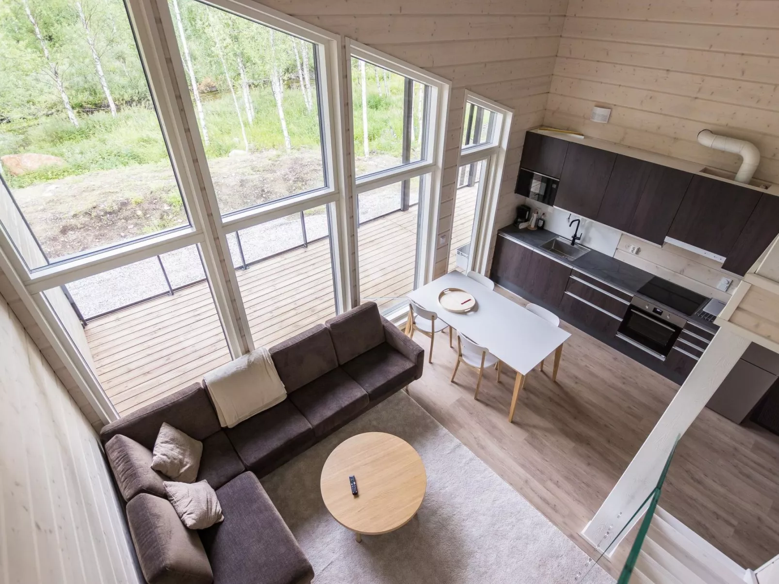 Rikinänranta b-Dedans