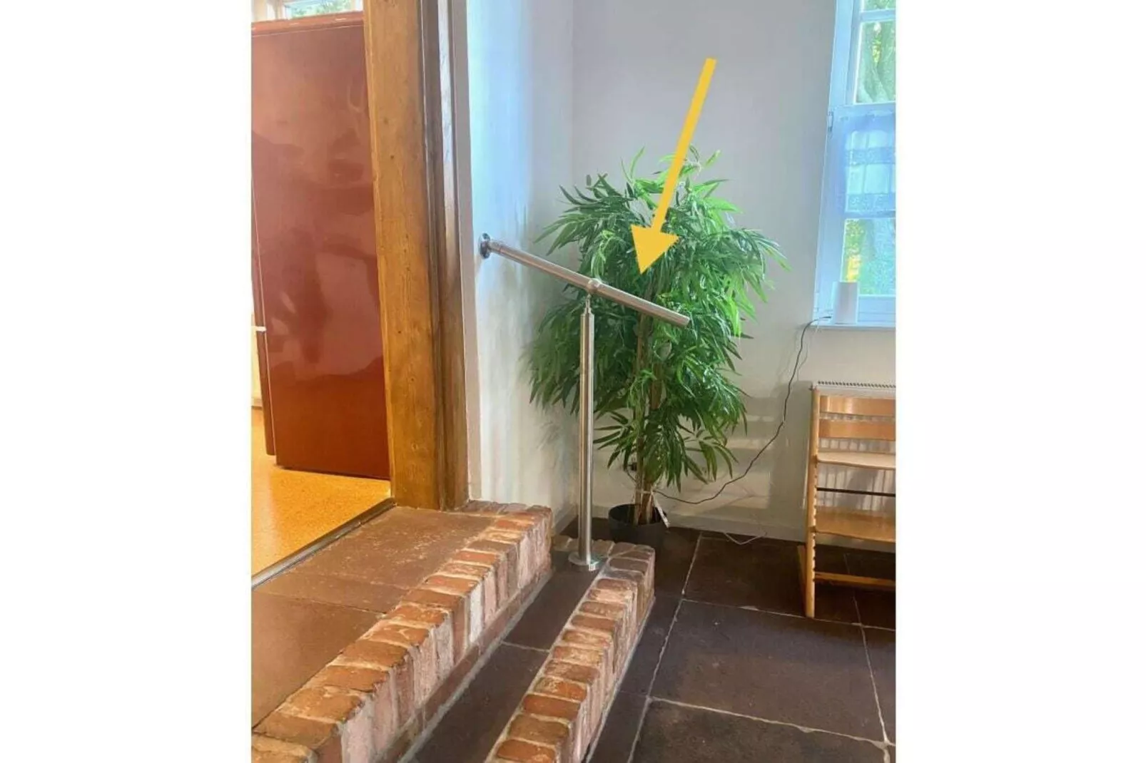 178168-Hall & reception