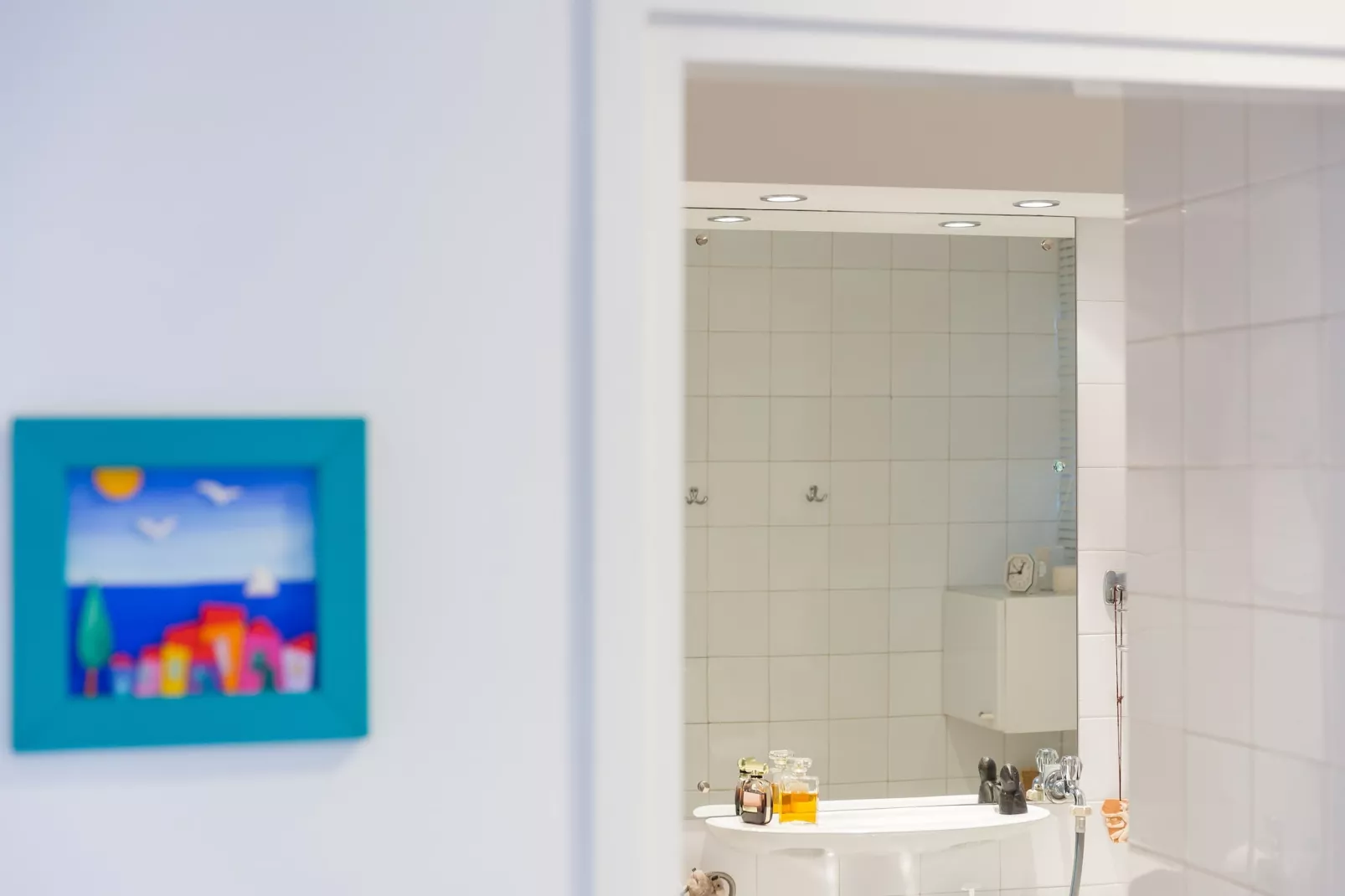 Apartment Nana-One Bedroom Apartment with Loggia and Sea View-Badezimmer