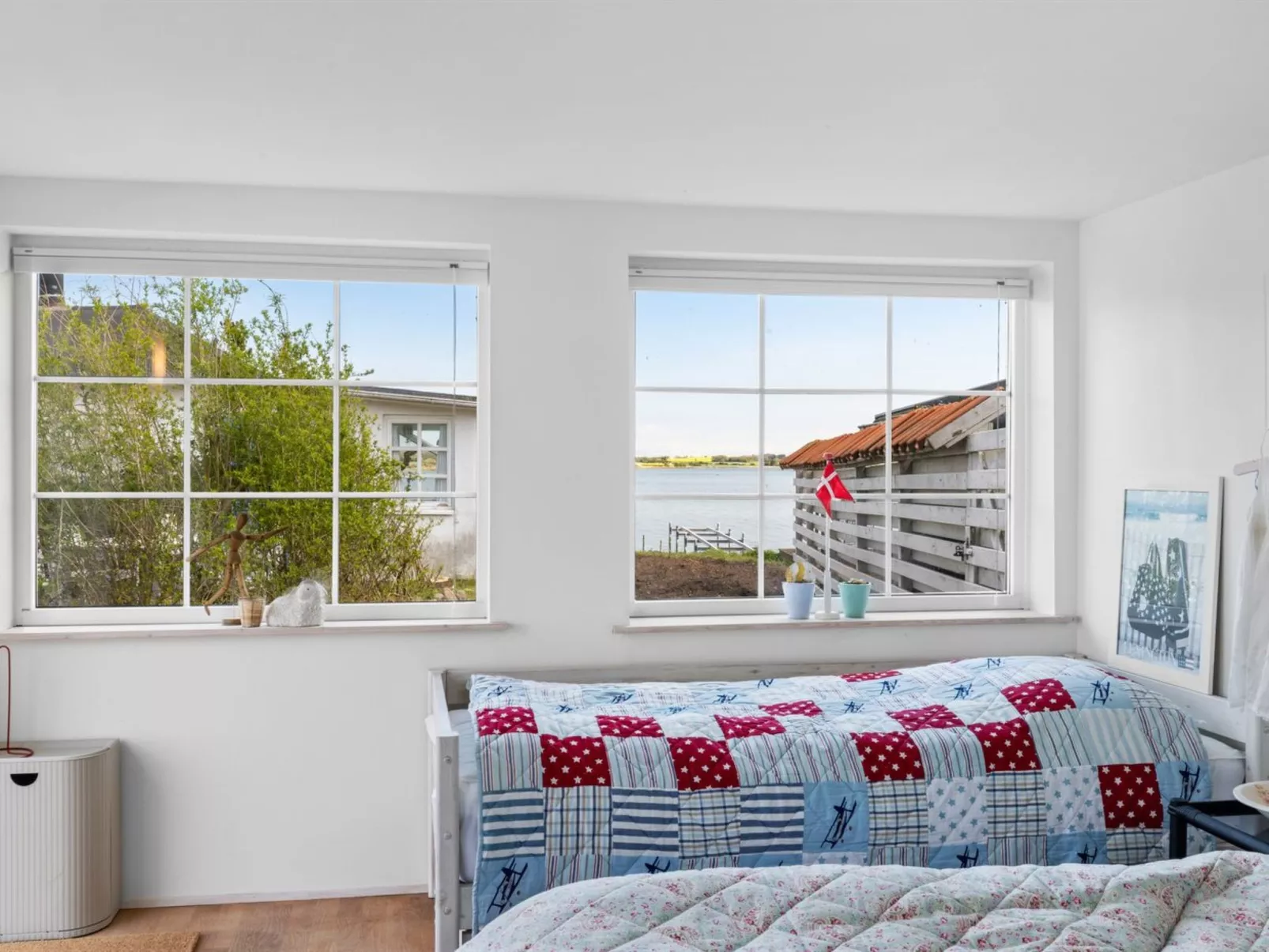 "Jorek" - 10m to the fjord - Drinnen