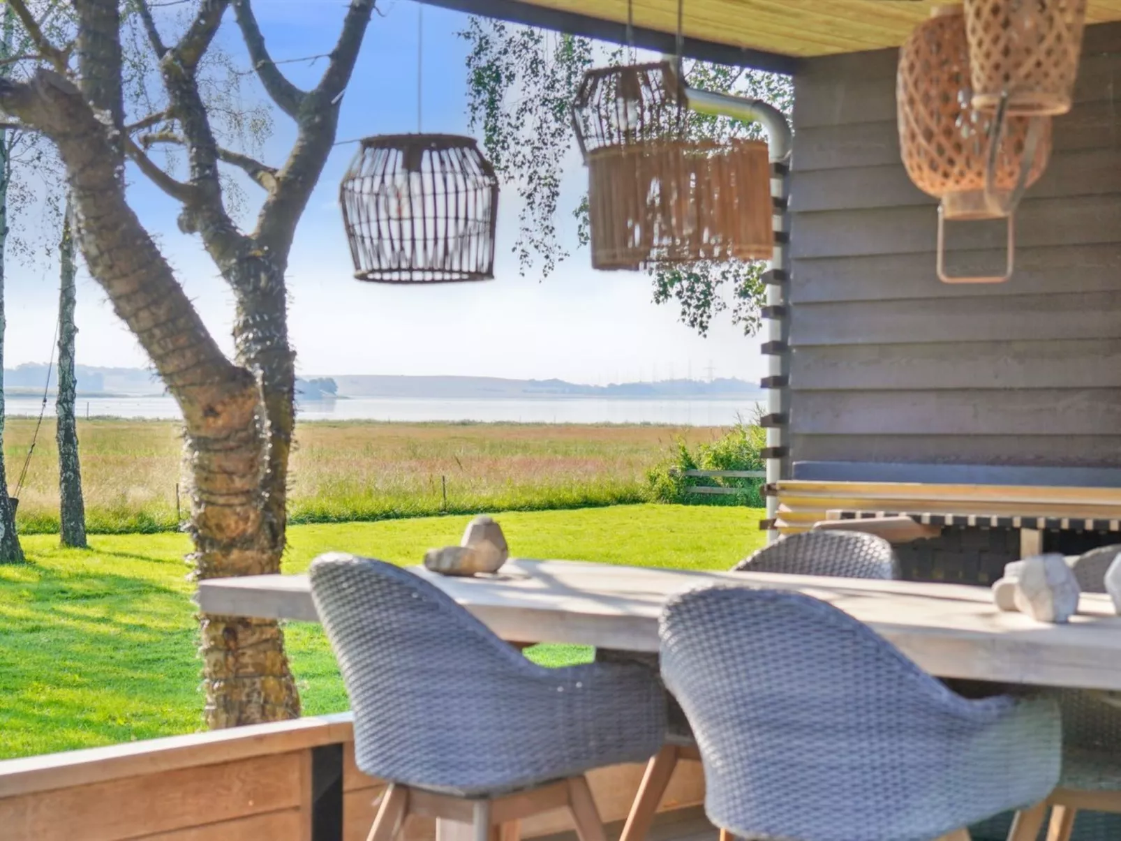 "Jo" - 175m to the fjord-Draußen