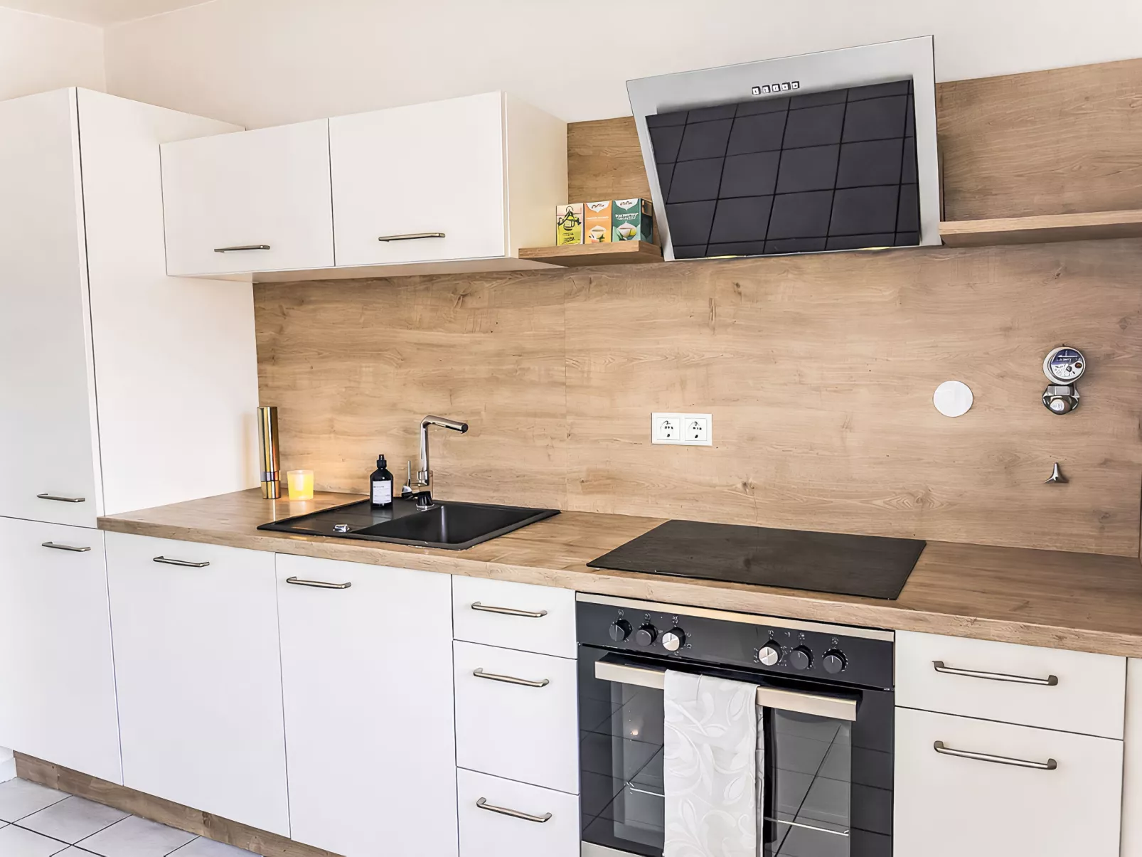 Am Obersalzberg-Inside