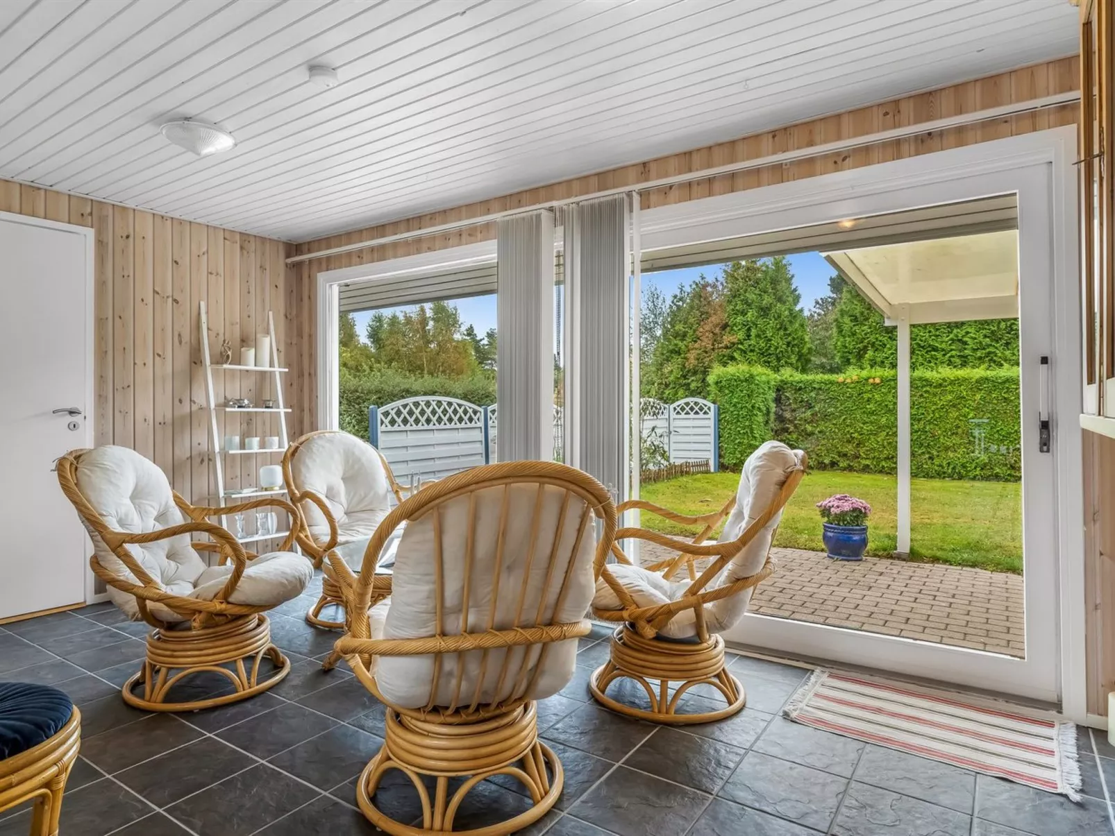 "Einari" - 500m from the sea - Inside