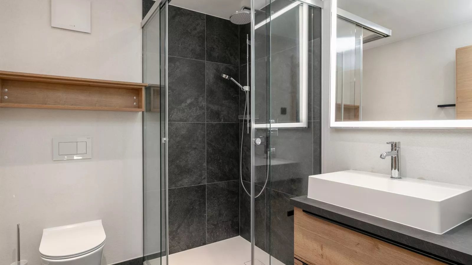 Haus Tauernblick Top 4-Badezimmer